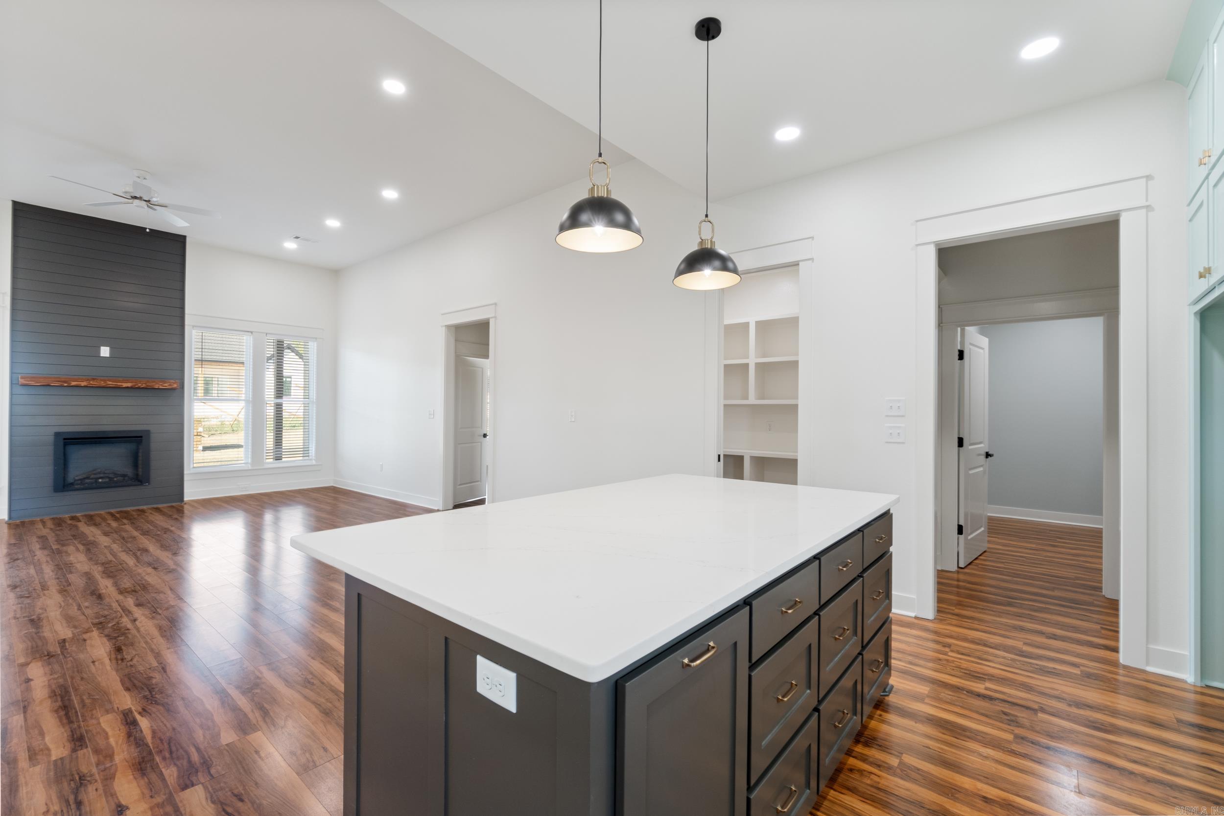 RIDGE VIEW - Residential