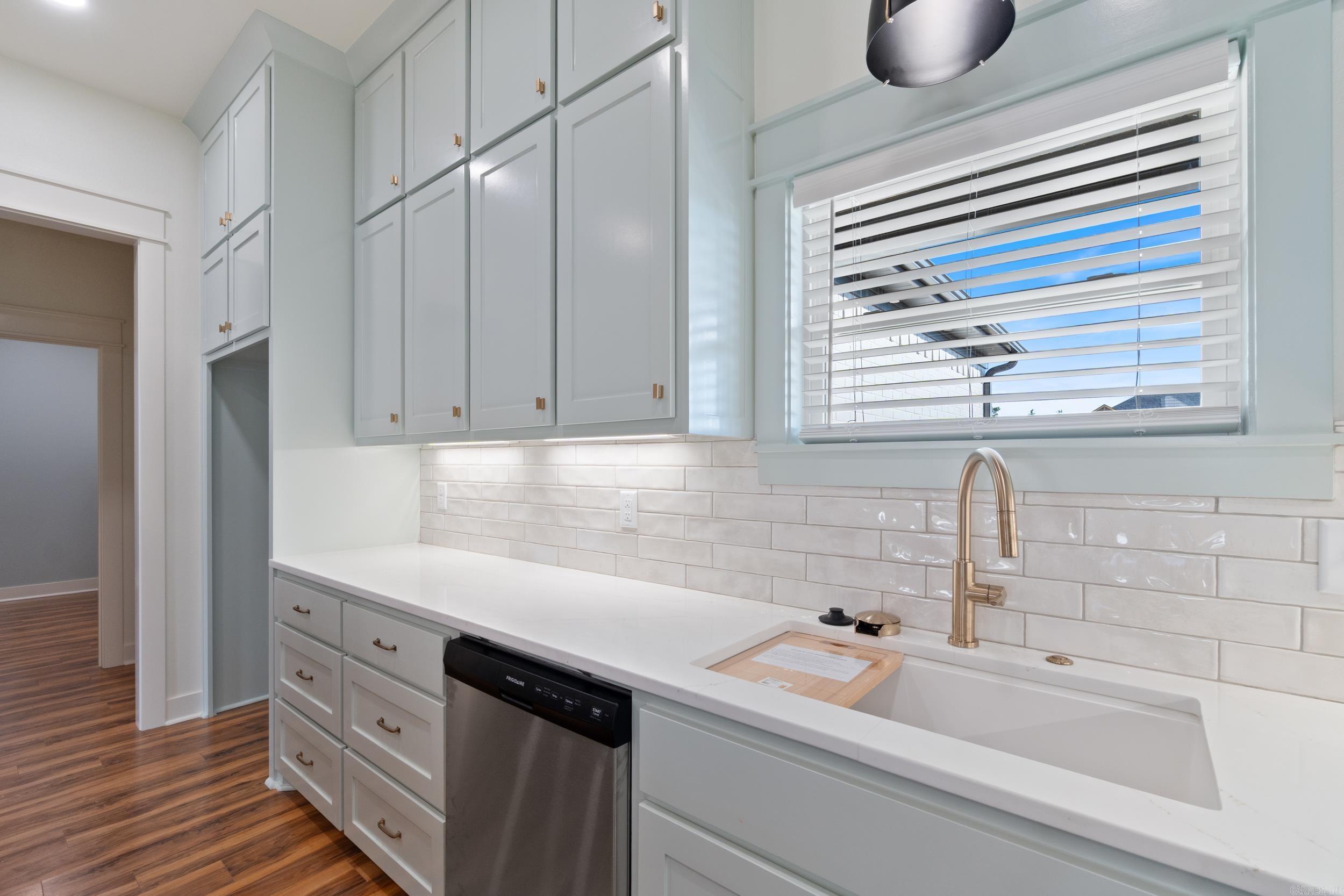 RIDGE VIEW - Residential