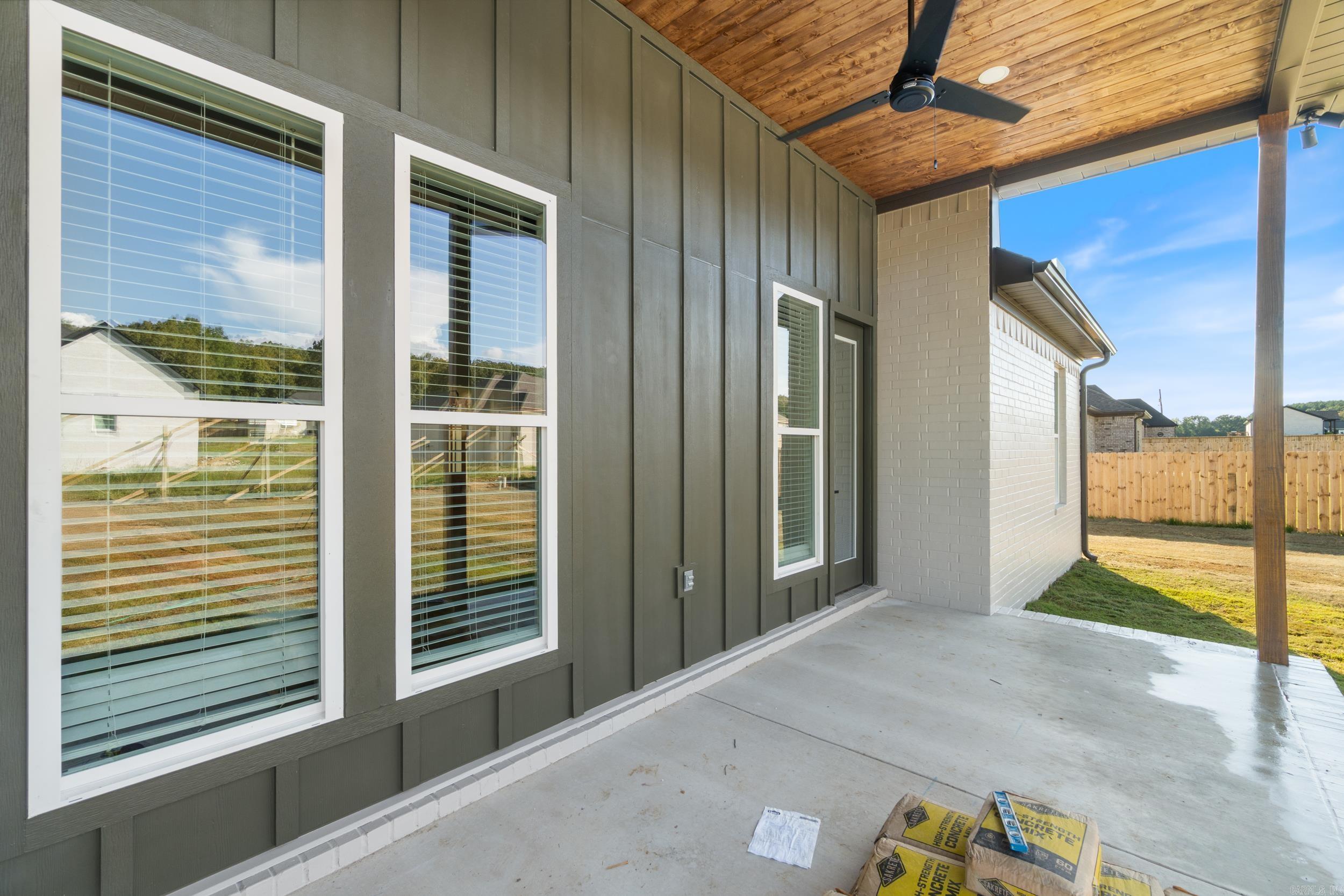 RIDGE VIEW - Residential