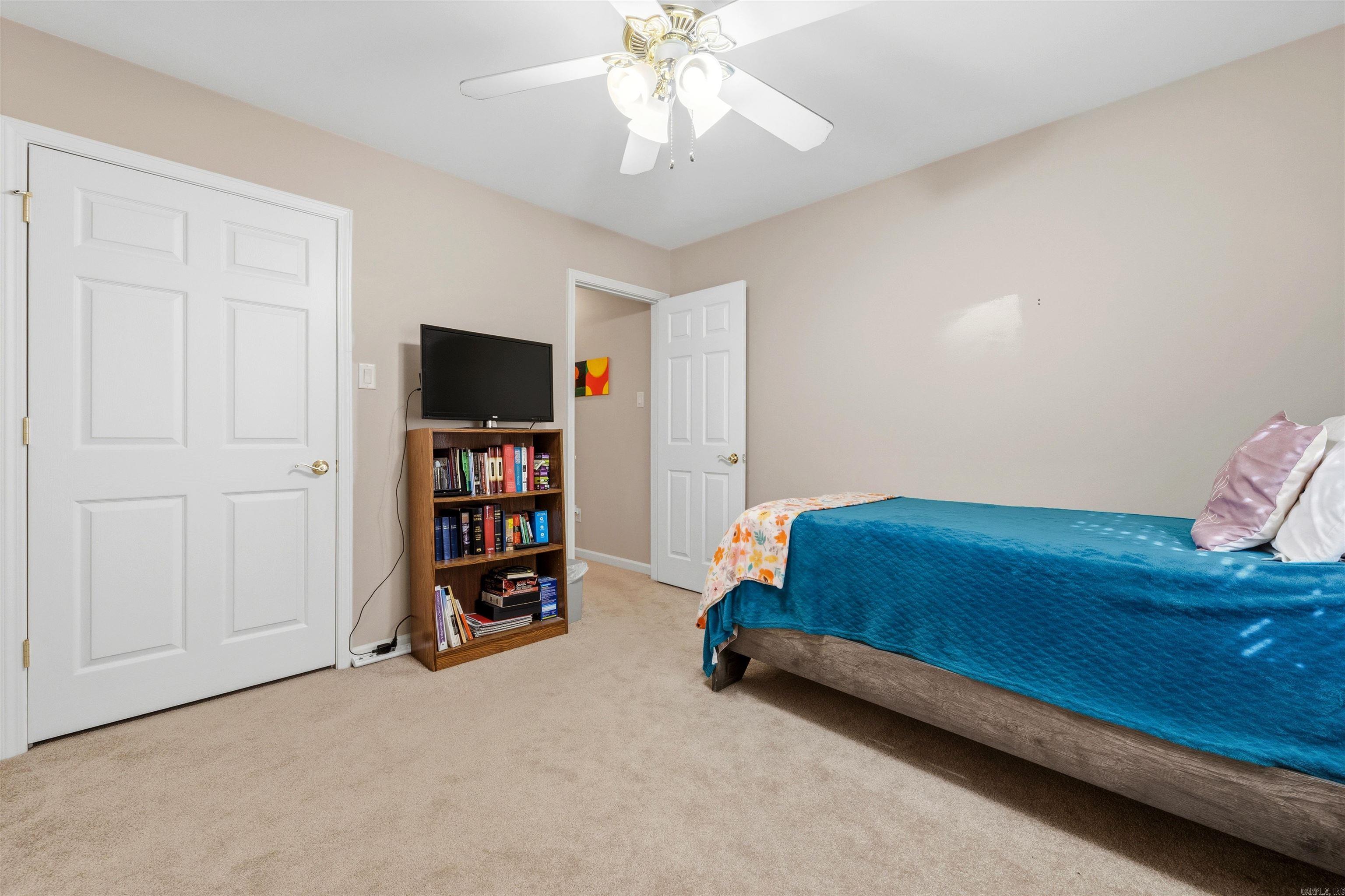 GAP CREEK THE MEADOWS - Residential