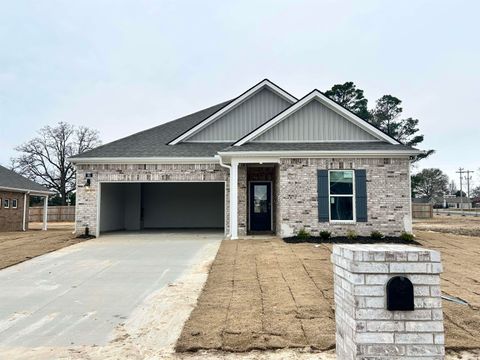 Photo of 95 Clearwater Drive, Brookland, AR 72417 (MLS # 25049603)
