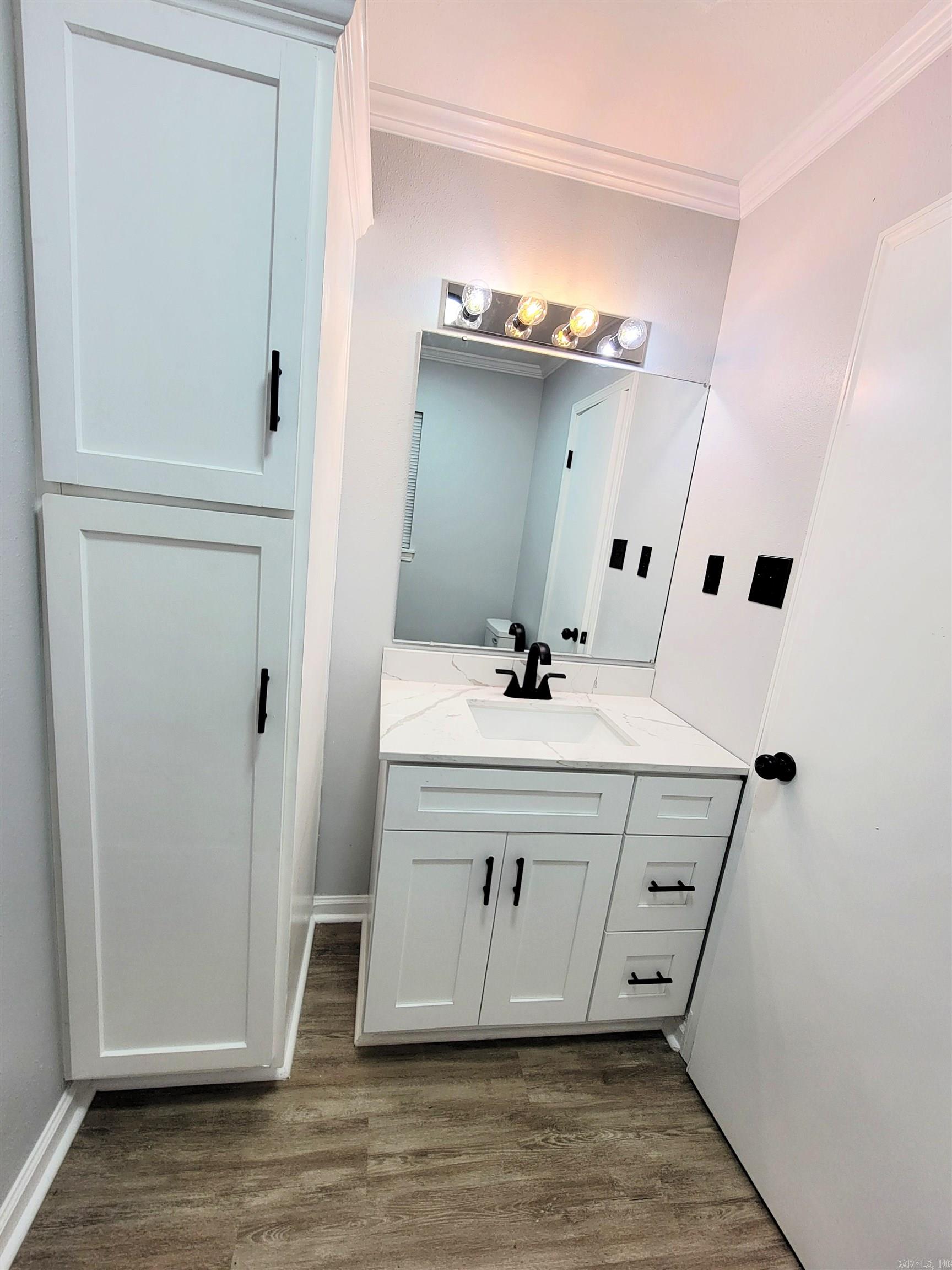 LEAWOOD NORTH ADD - Residential