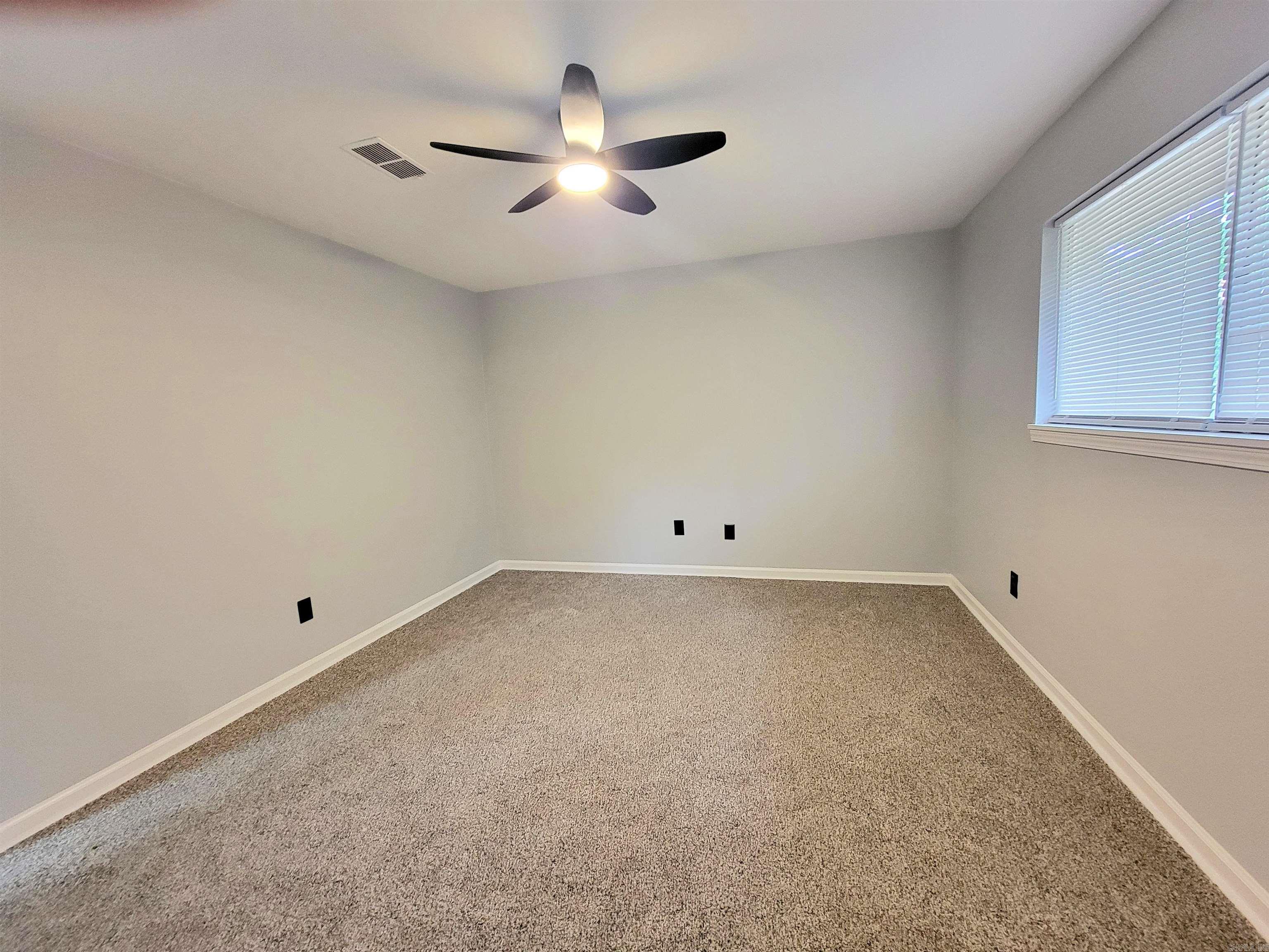 LEAWOOD NORTH ADD - Residential