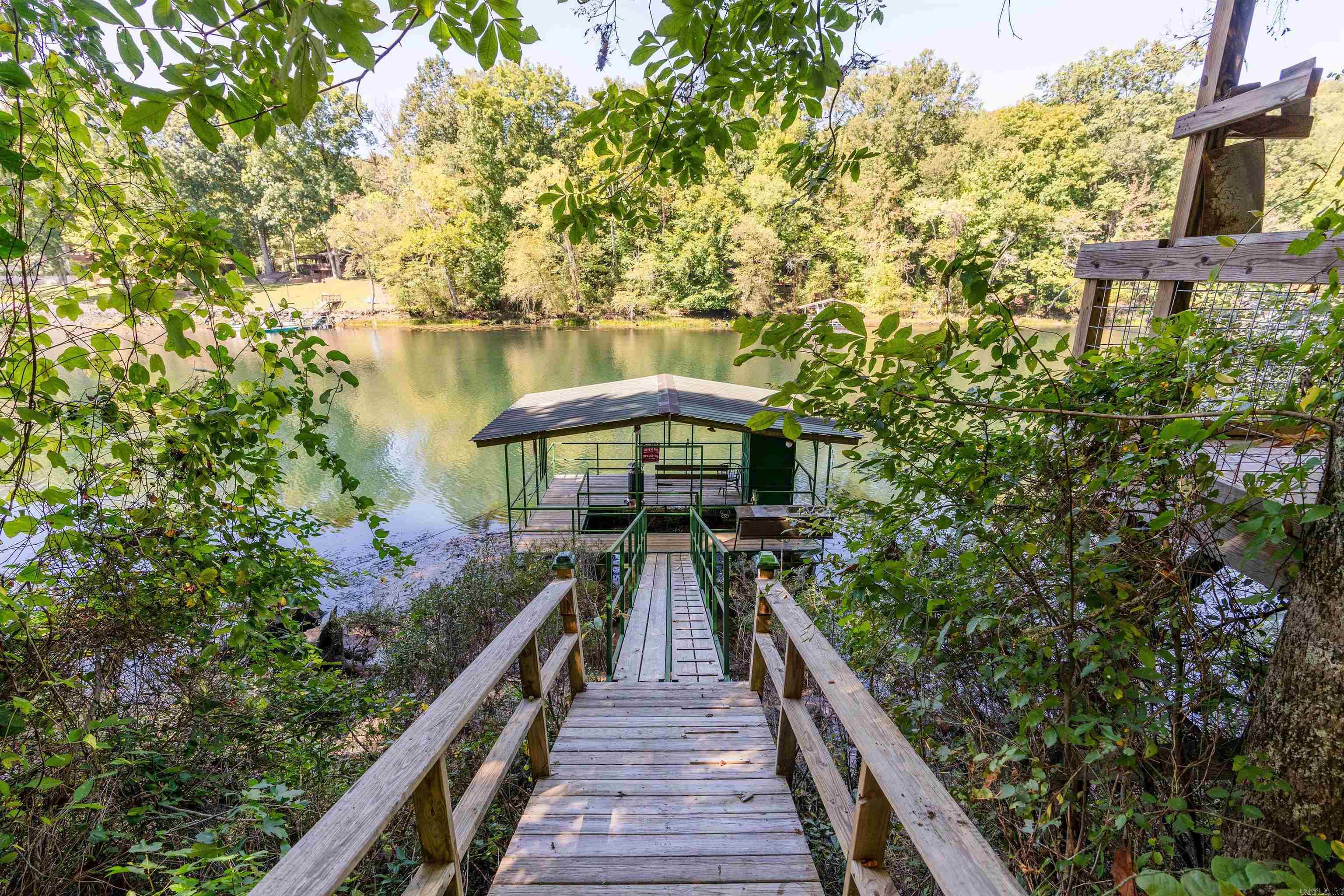 00-10-09 River - Land