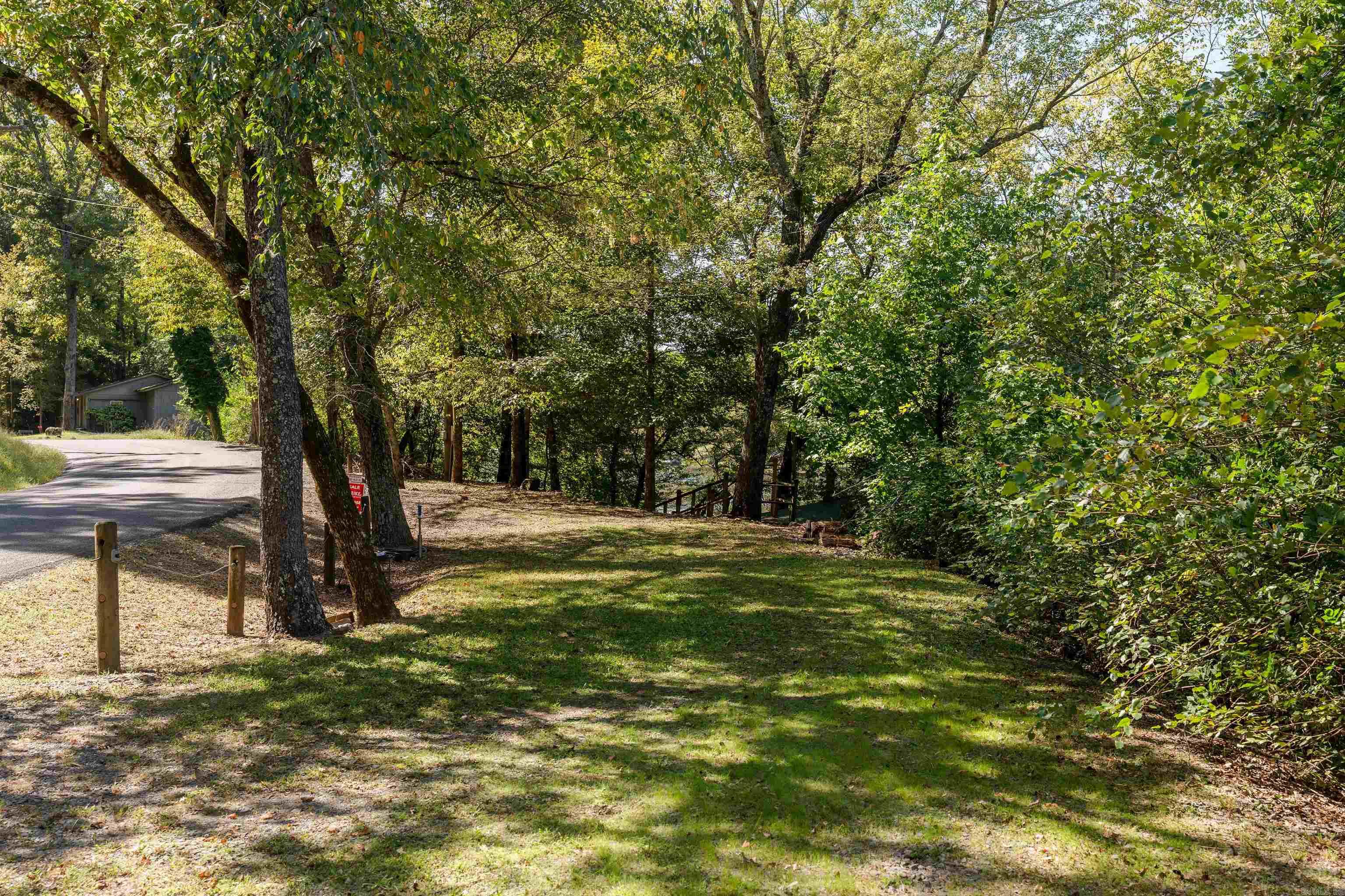 00-10-09 River - Land