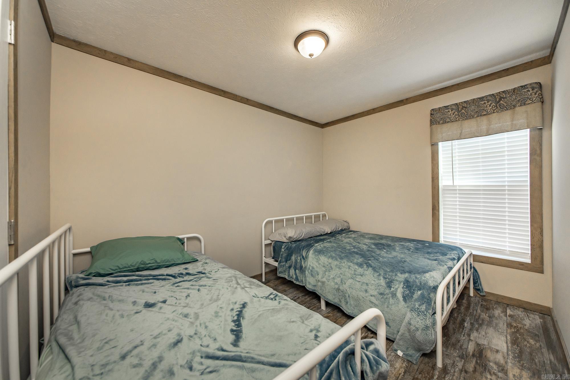 LAZY CREEK ESTATES - Residential