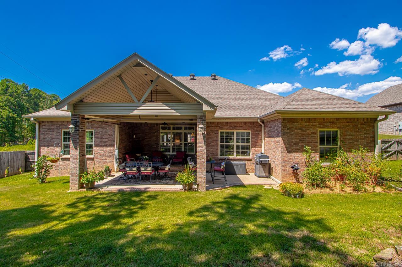 STERLING OAKS - Residential