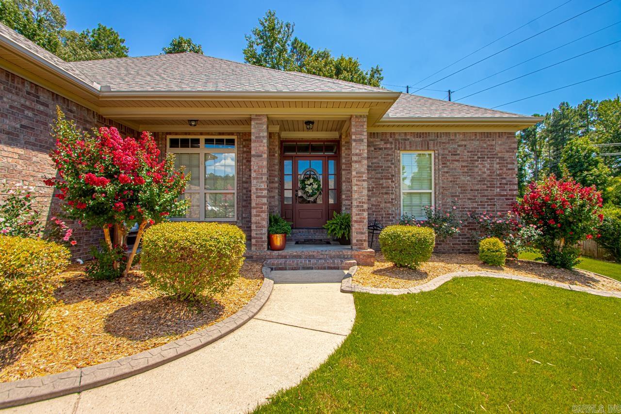 STERLING OAKS - Residential