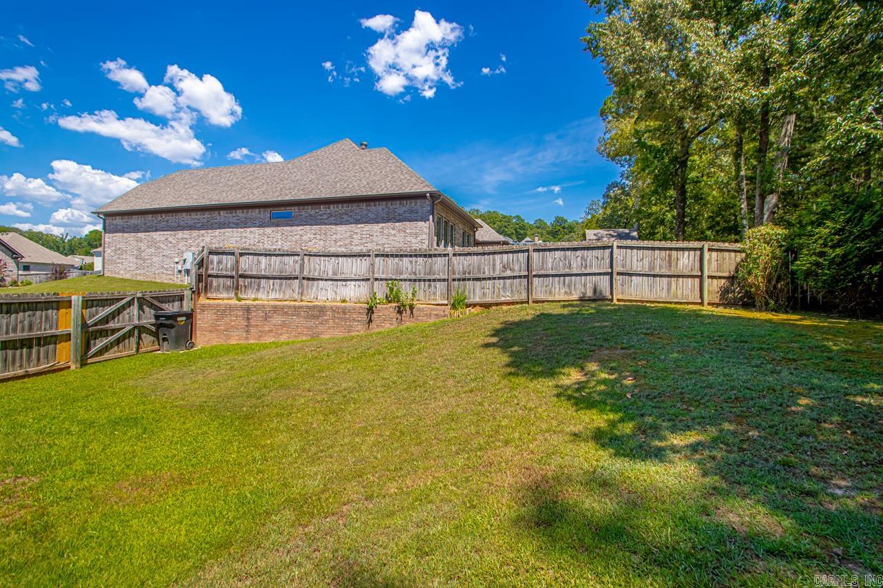 STERLING OAKS - Residential