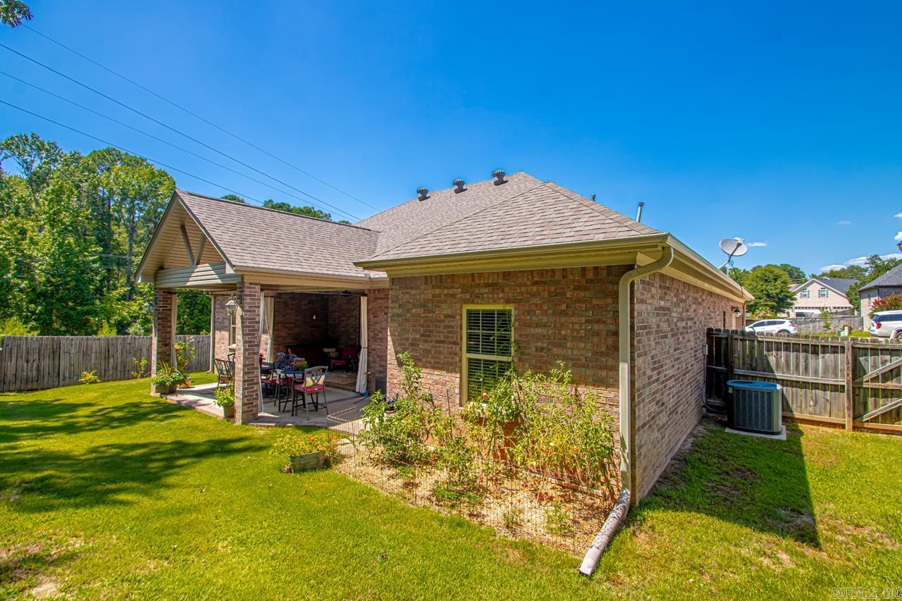 STERLING OAKS - Residential