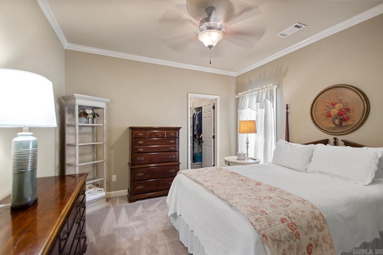 STERLING OAKS - Residential