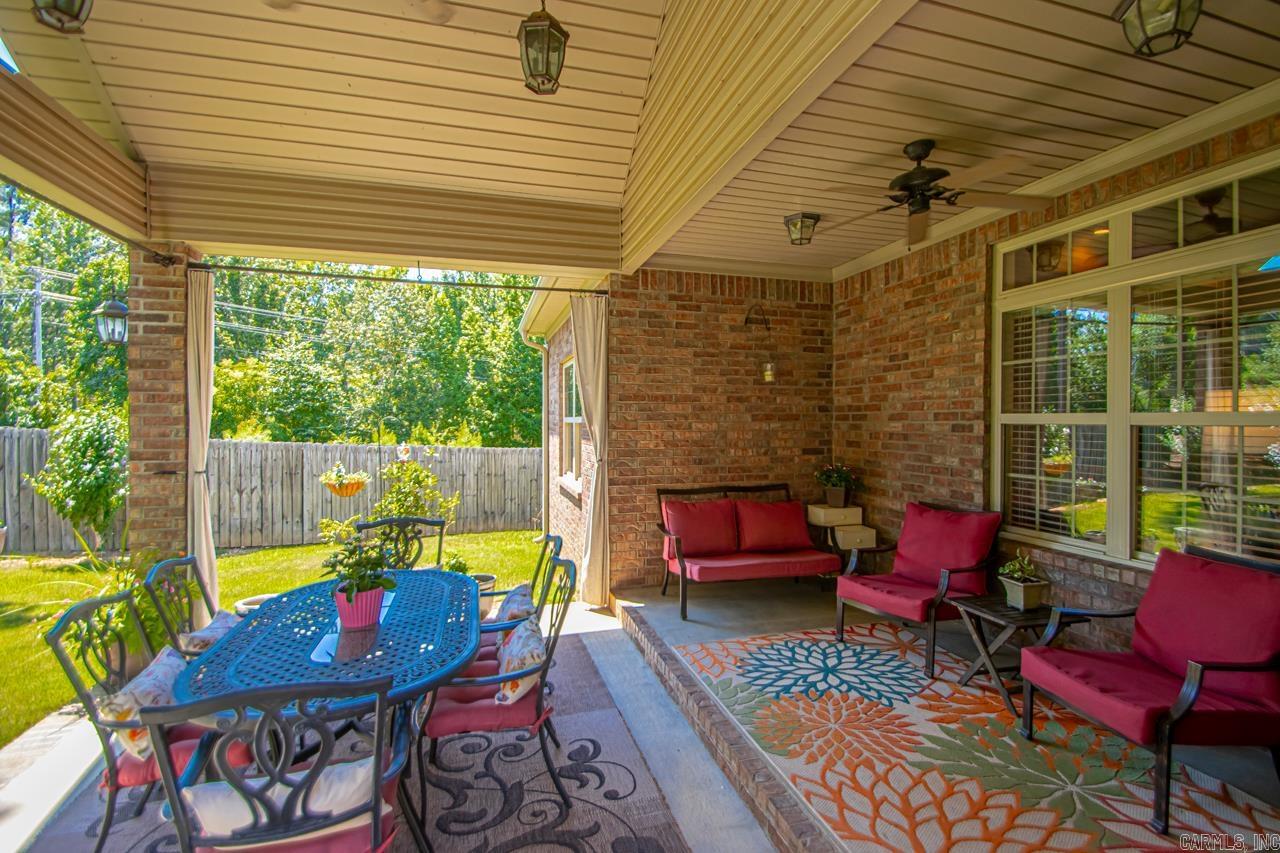 STERLING OAKS - Residential