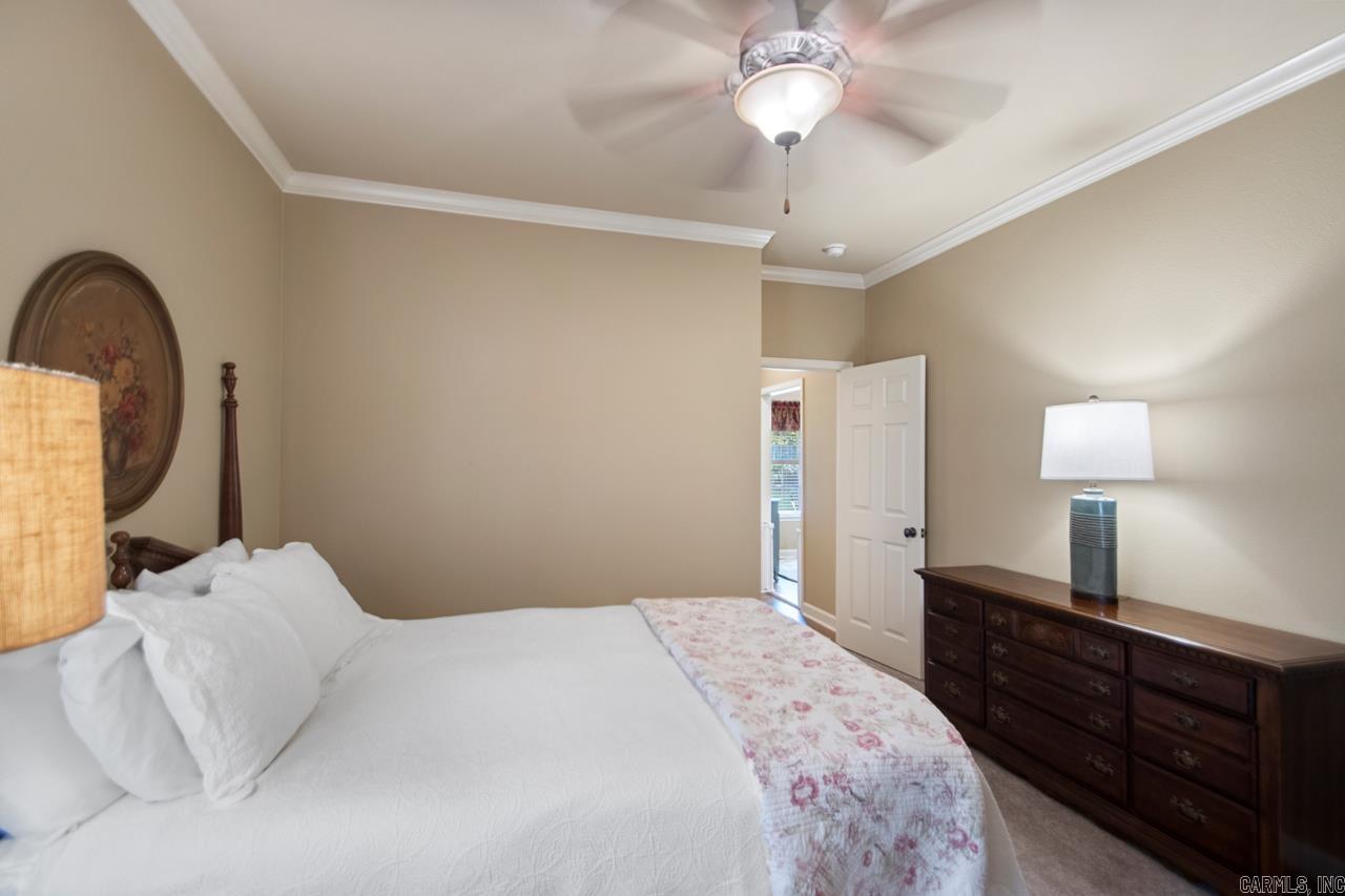 STERLING OAKS - Residential