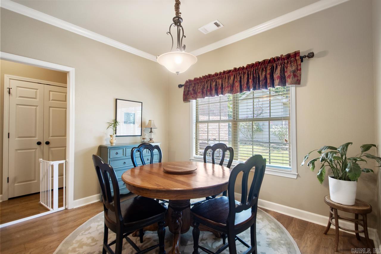 STERLING OAKS - Residential