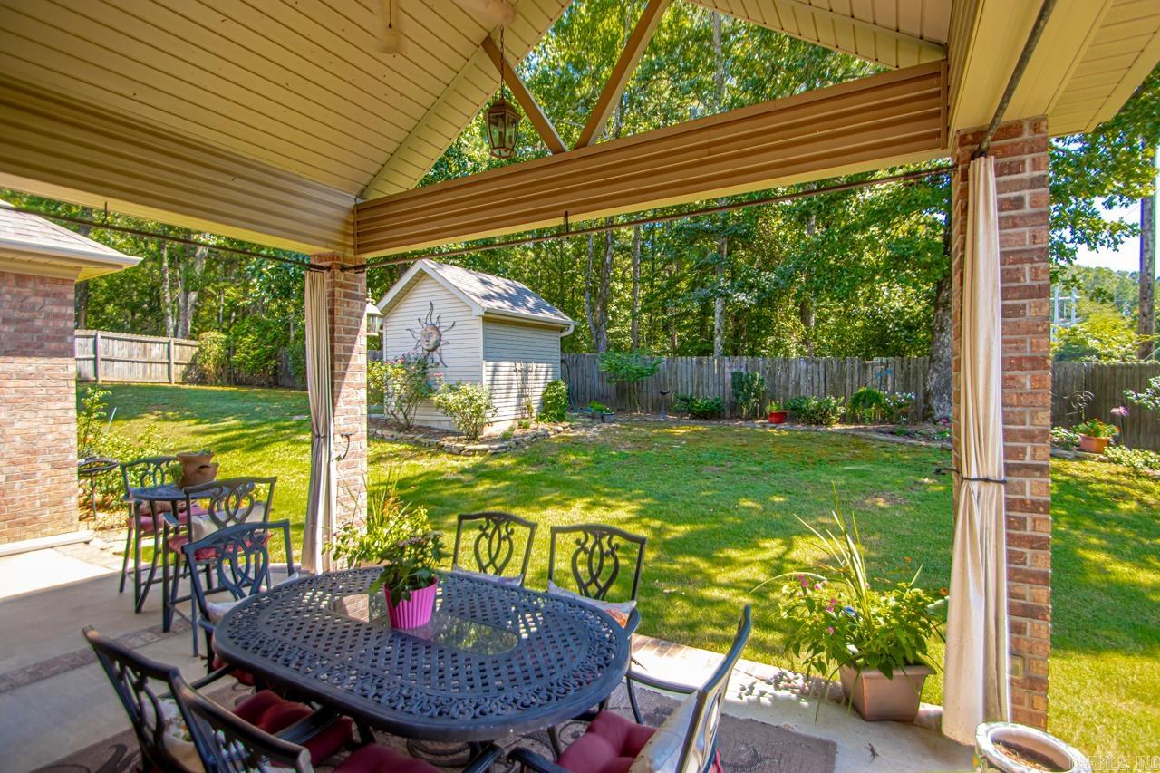 STERLING OAKS - Residential