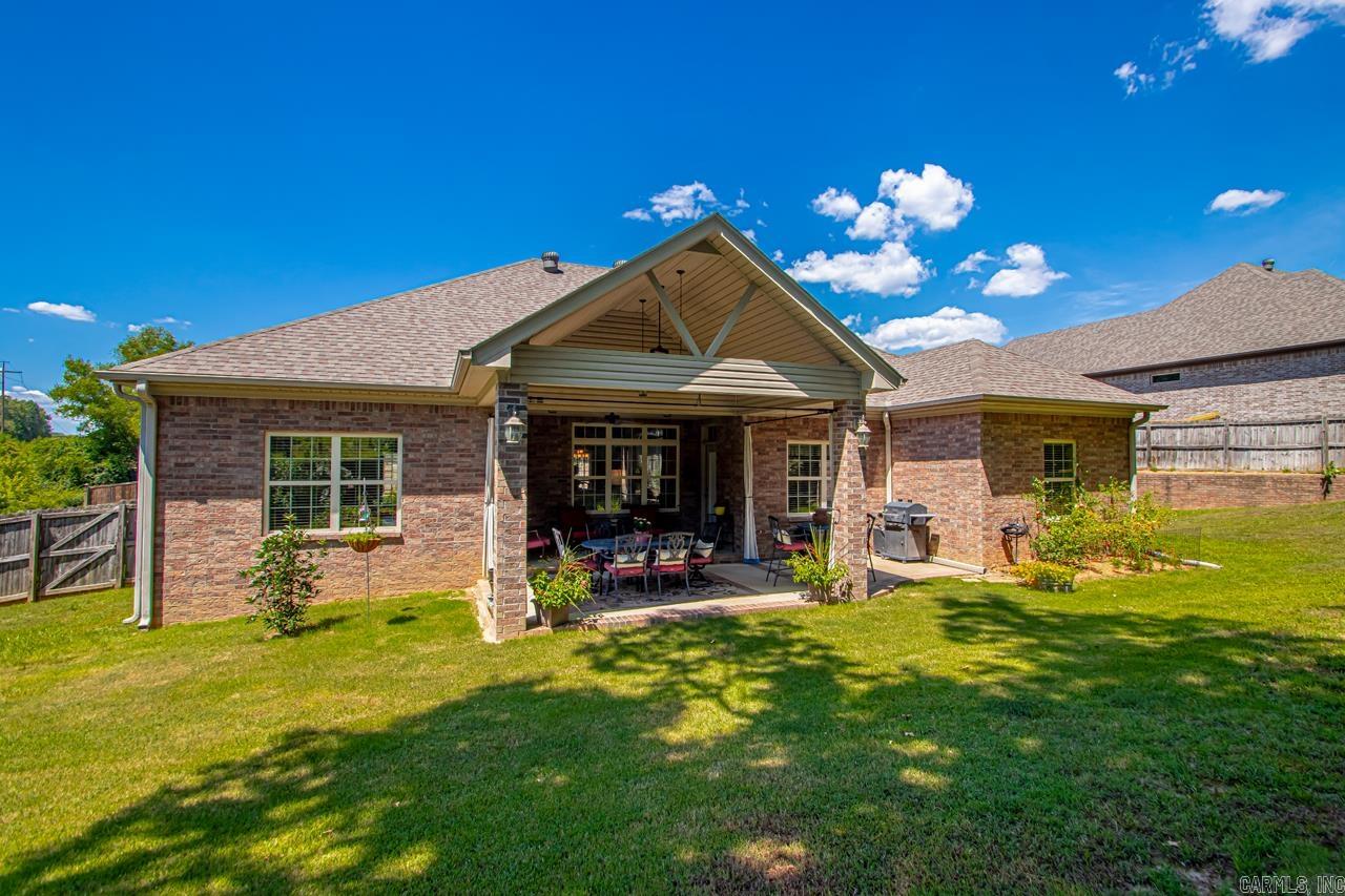 STERLING OAKS - Residential