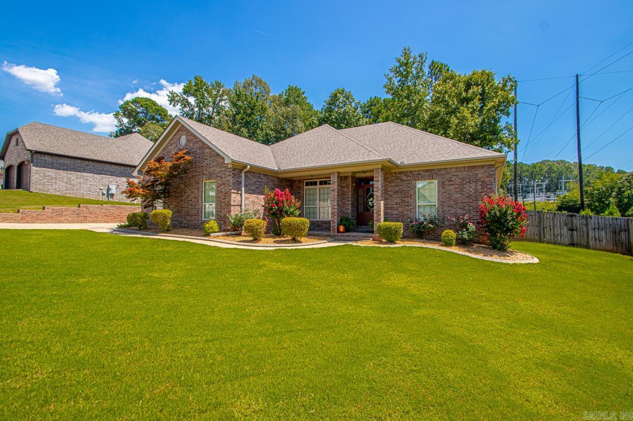 STERLING OAKS - Residential