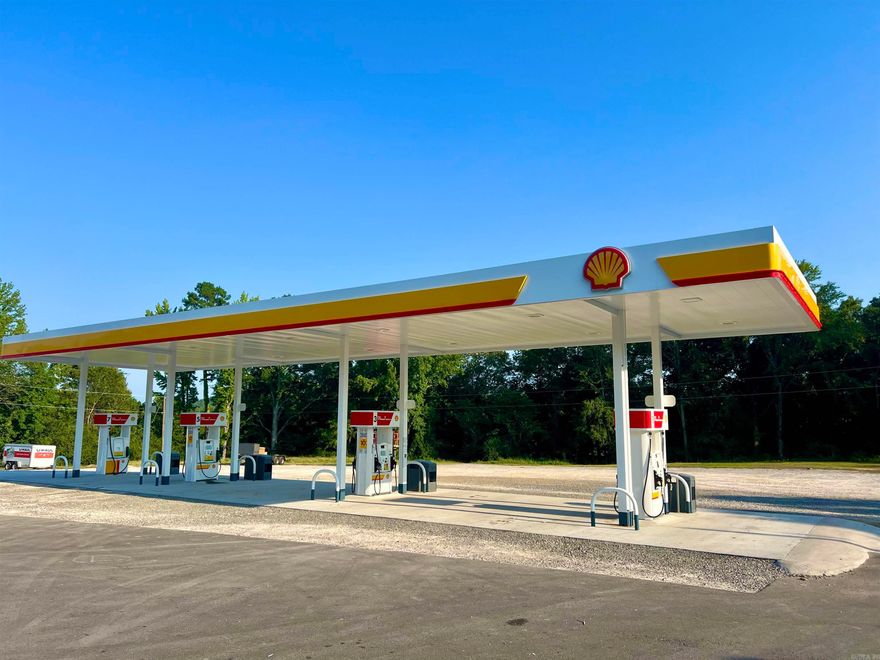 Great Investment Property Available as Shell Gas station, Business with Land, building and Property Has been renovated and updated with new Fuel tanks, Pumps and Canopy. Also, this Property Offers a U-Haul Franchise.This Business Located in a high Traffic. Very large Monthly Volumes. Building SQ and Lot size Disclosure are approximate measuring encouraged. Contact Listing agent for showing and more information.