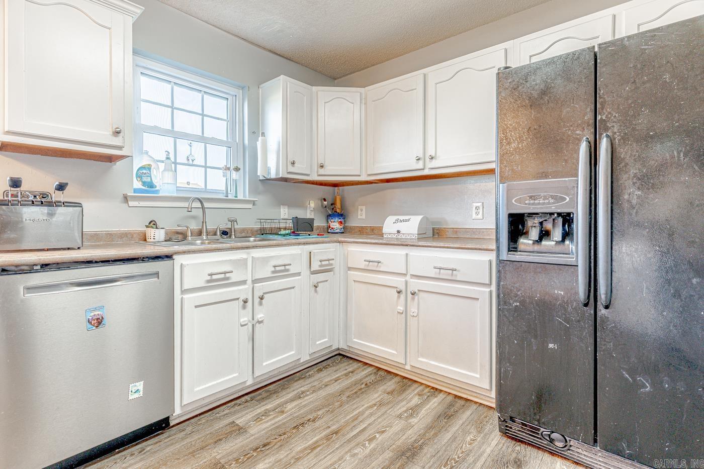 BAYOU VISTA ESTATES - Residential