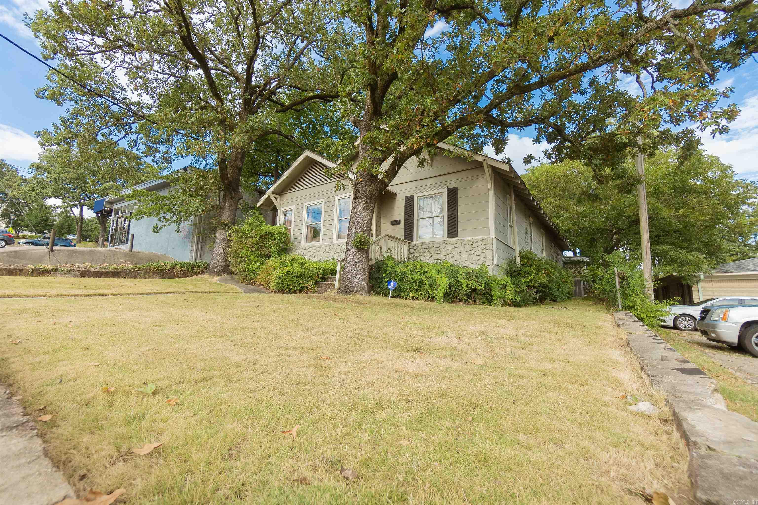 Hill Crest - Residential Lease