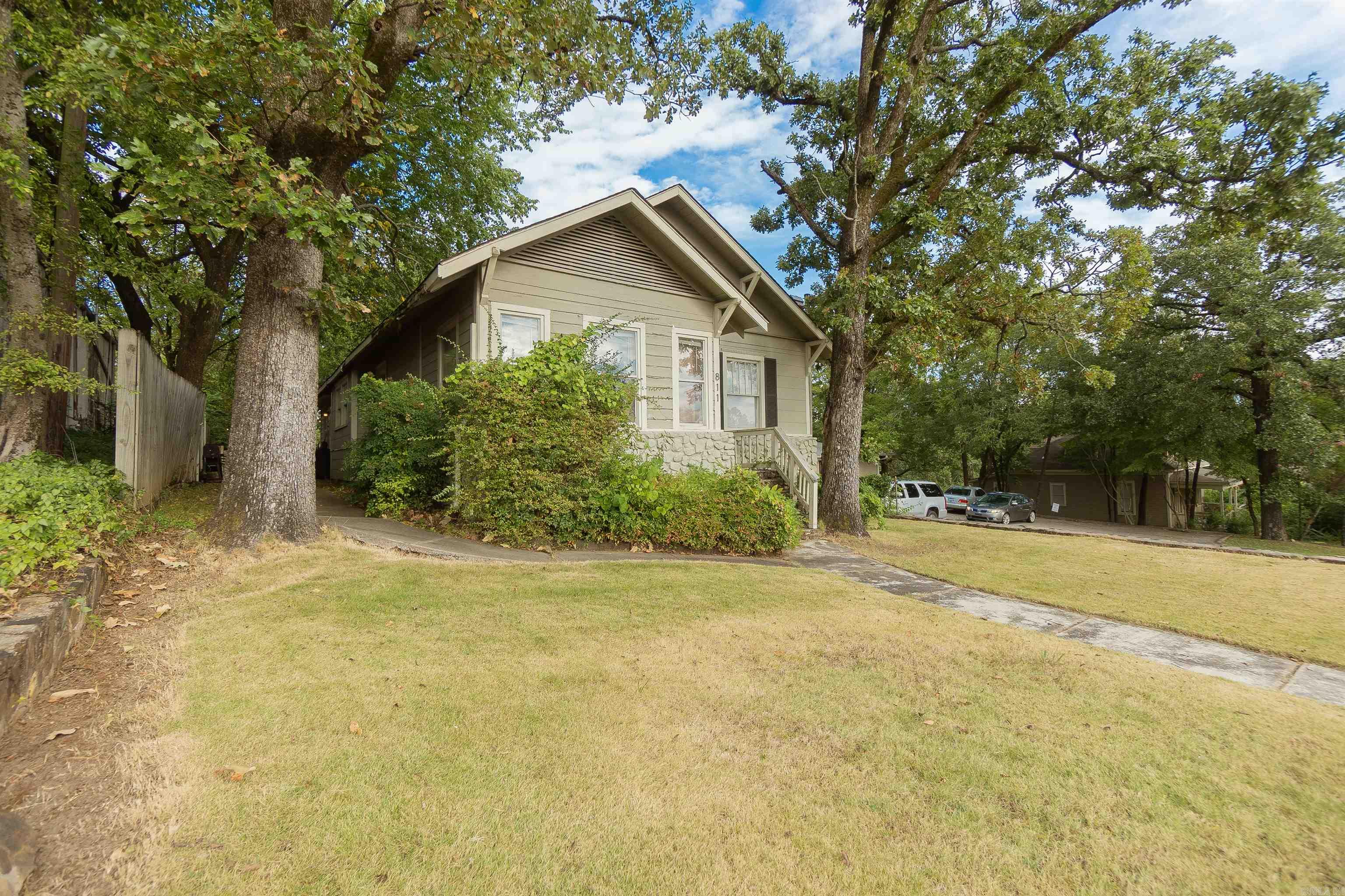 Hill Crest - Residential Lease