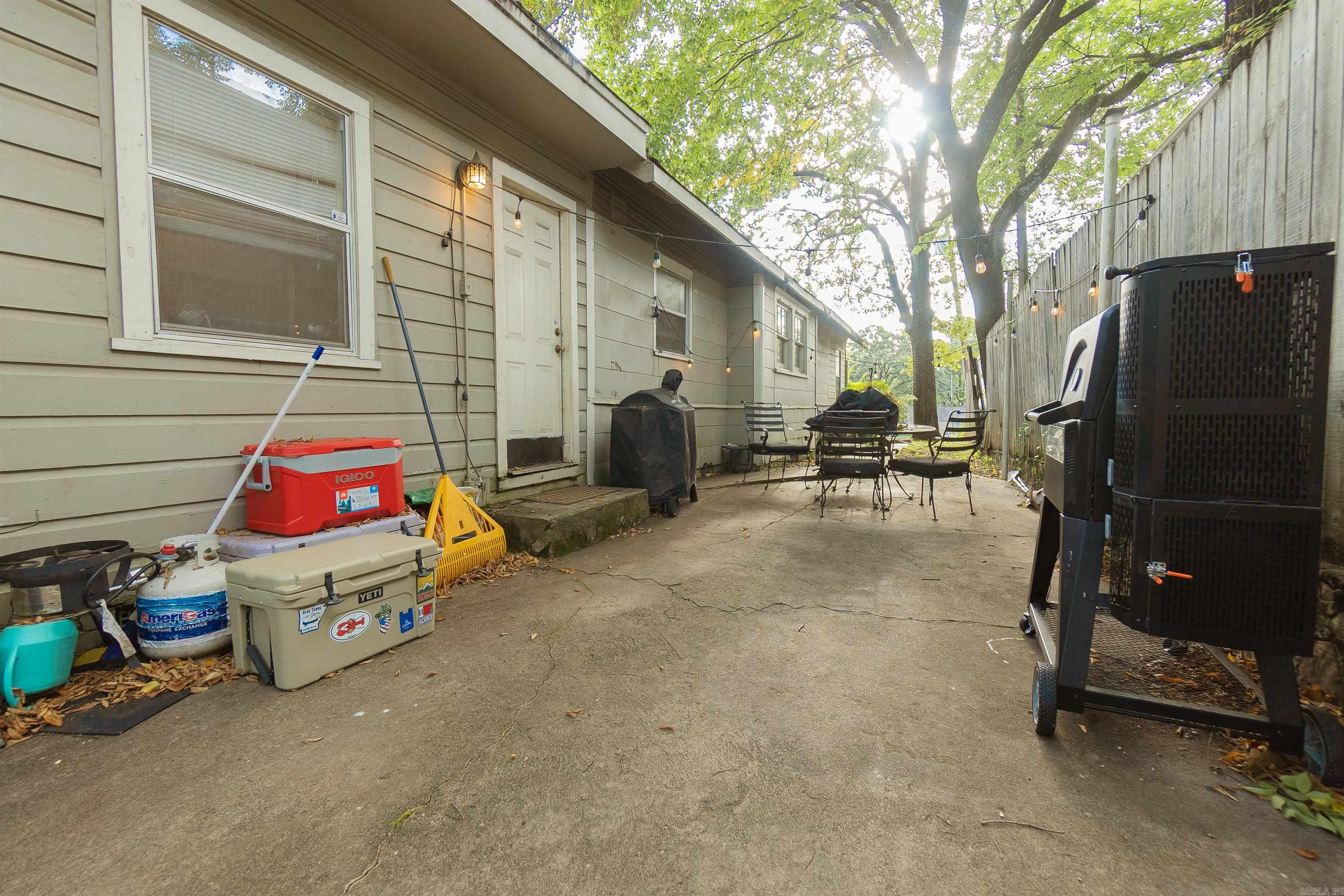 Hill Crest - Residential Lease