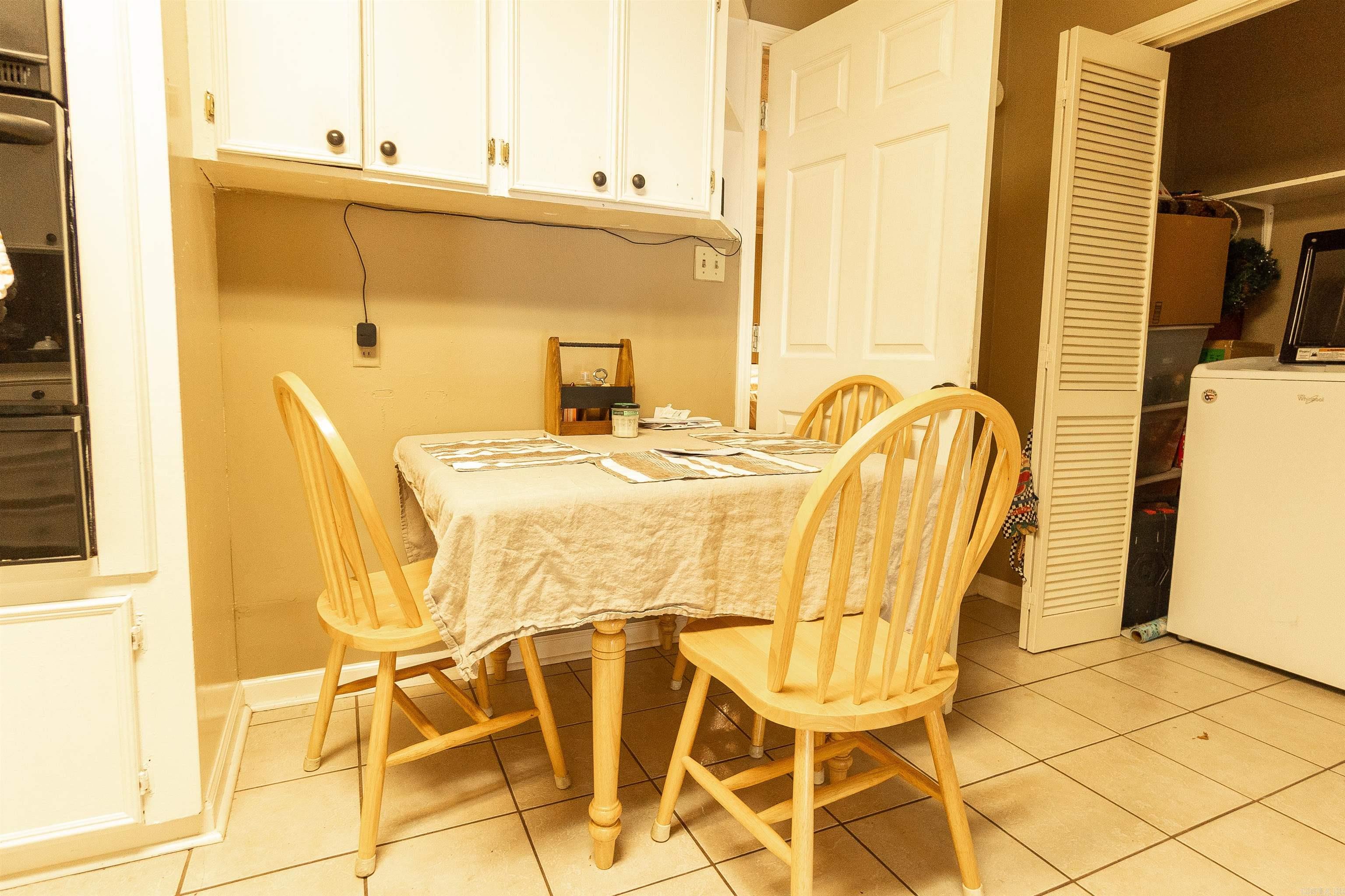 Hill Crest - Residential Lease