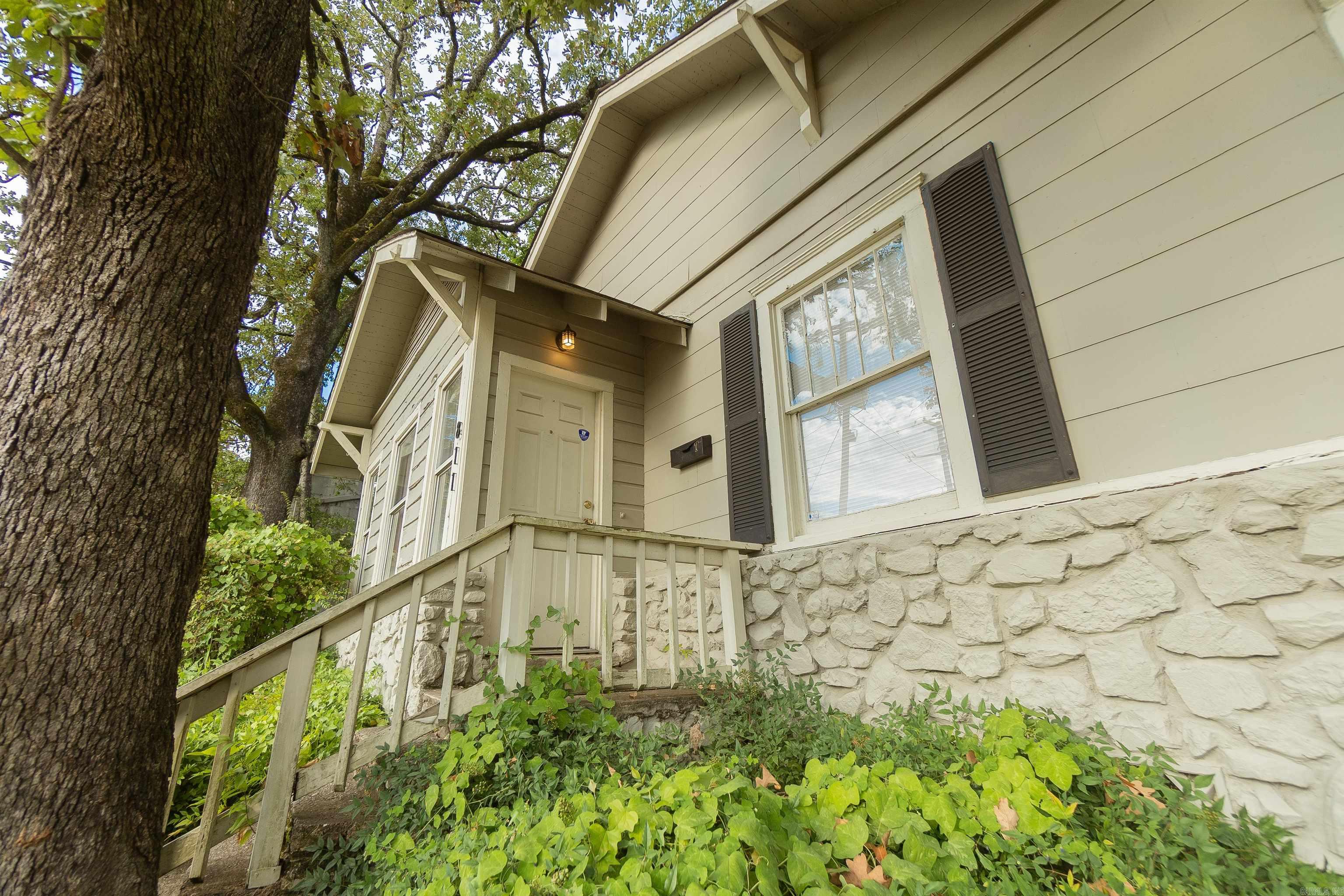 Hill Crest - Residential Lease