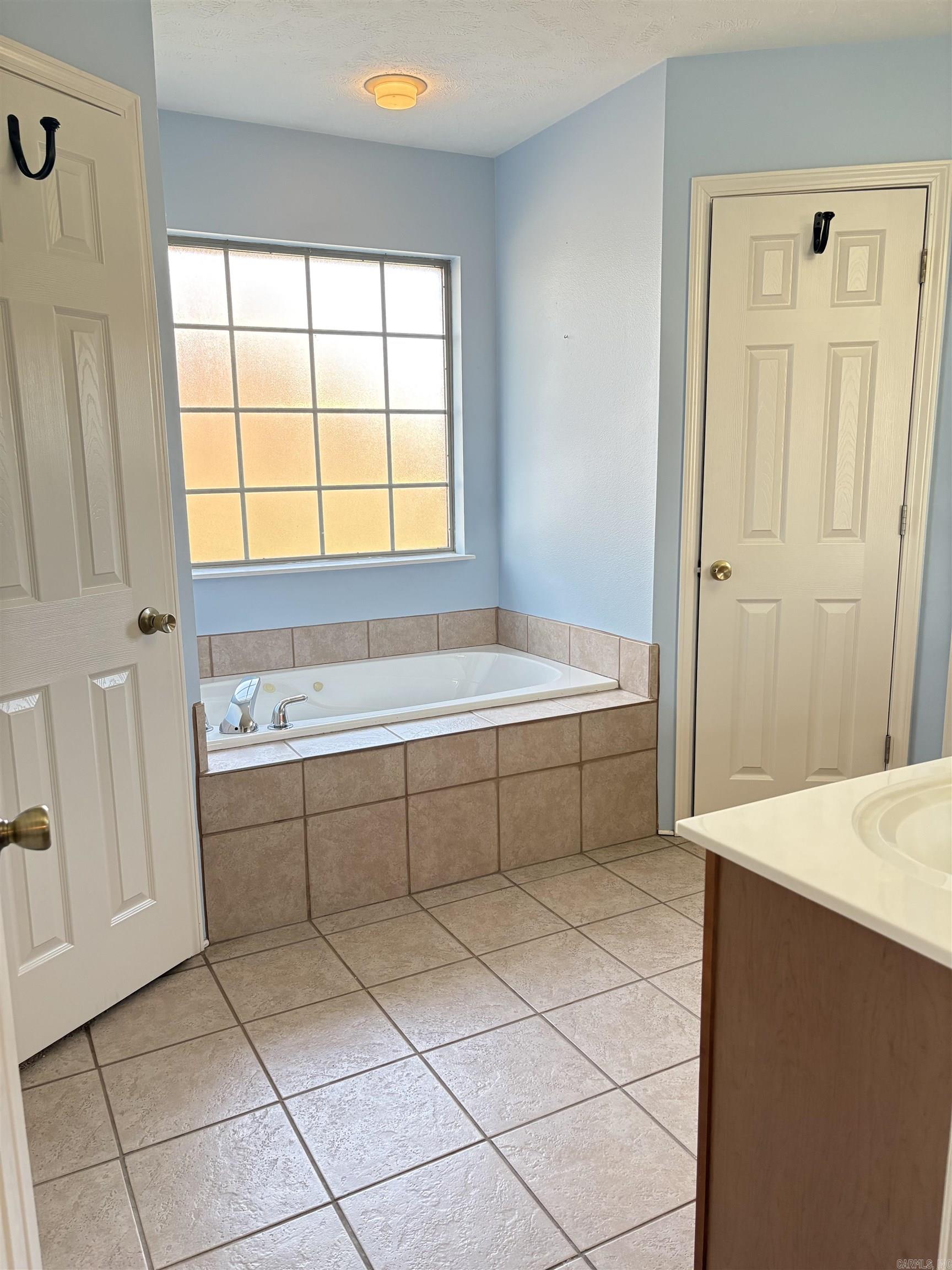 KESSINGER PLACE - Residential