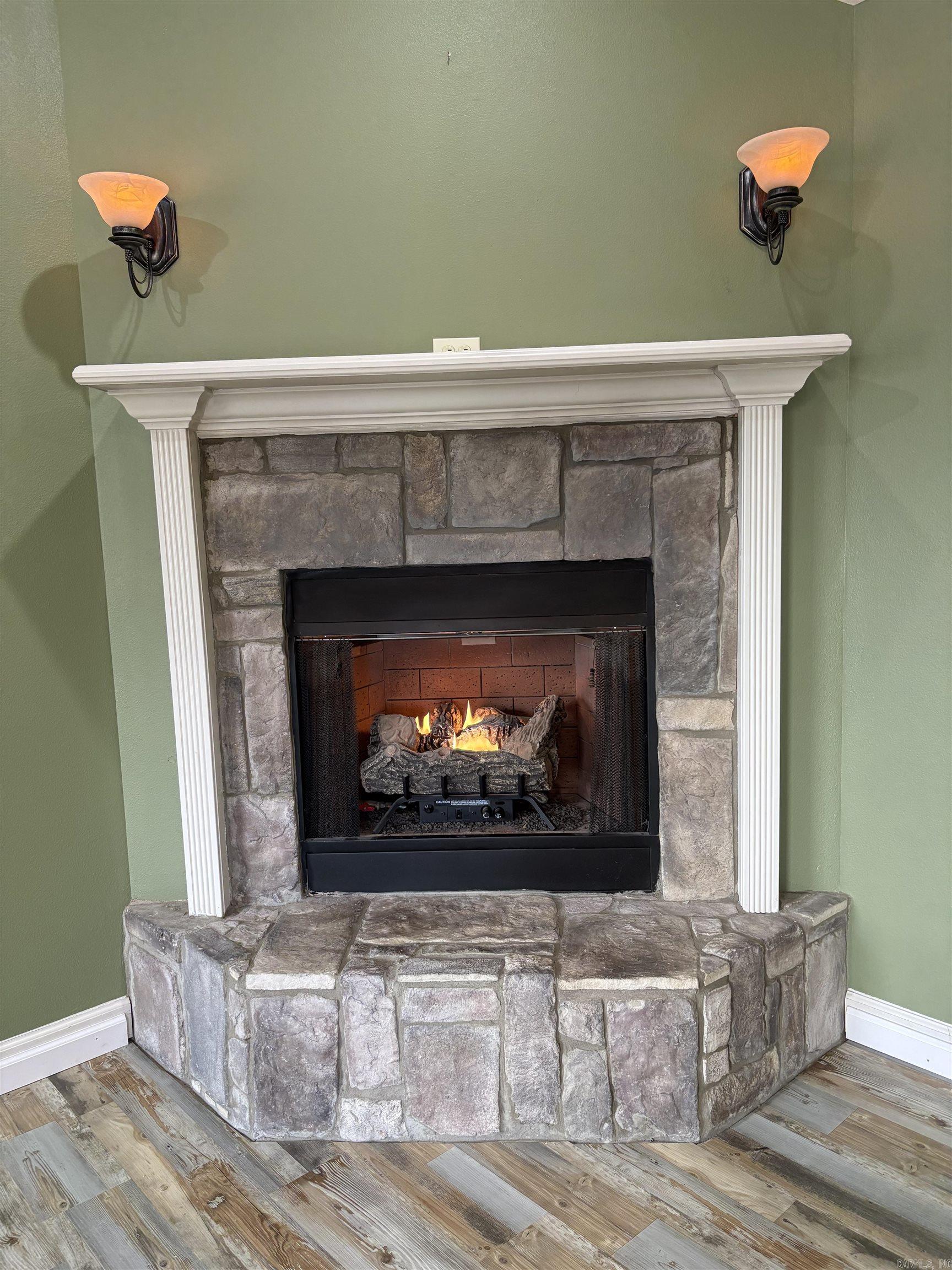 KESSINGER PLACE - Residential