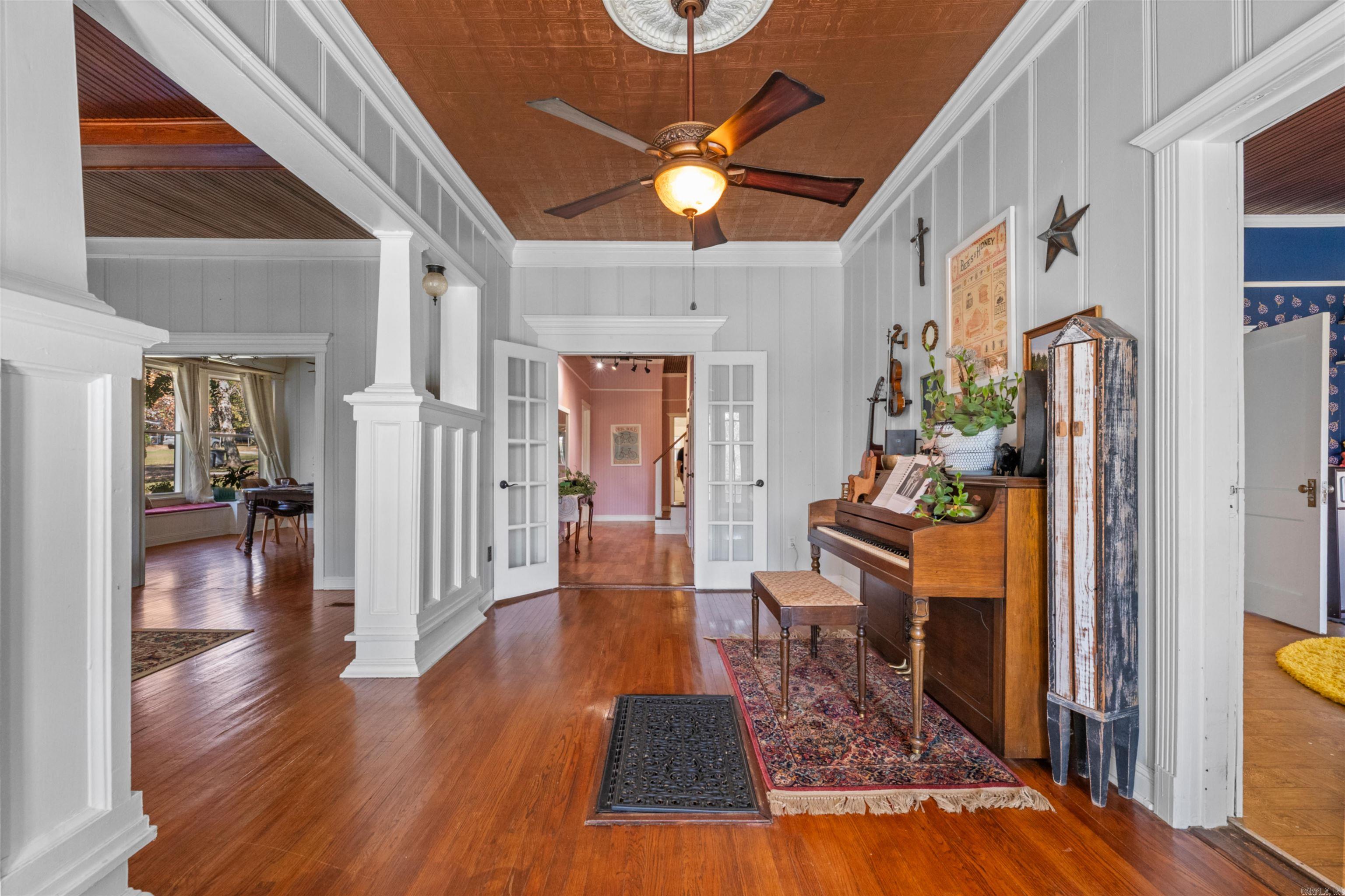 EL PASO (TOWN OF) - Residential