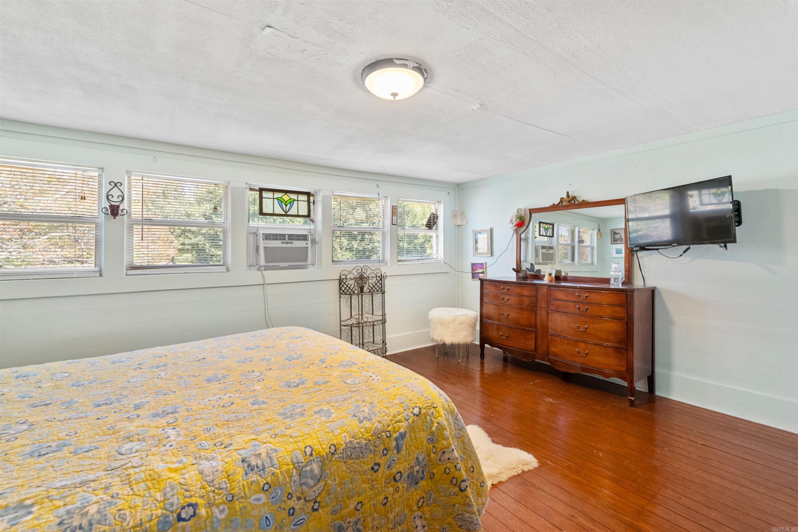 EL PASO (TOWN OF) - Residential