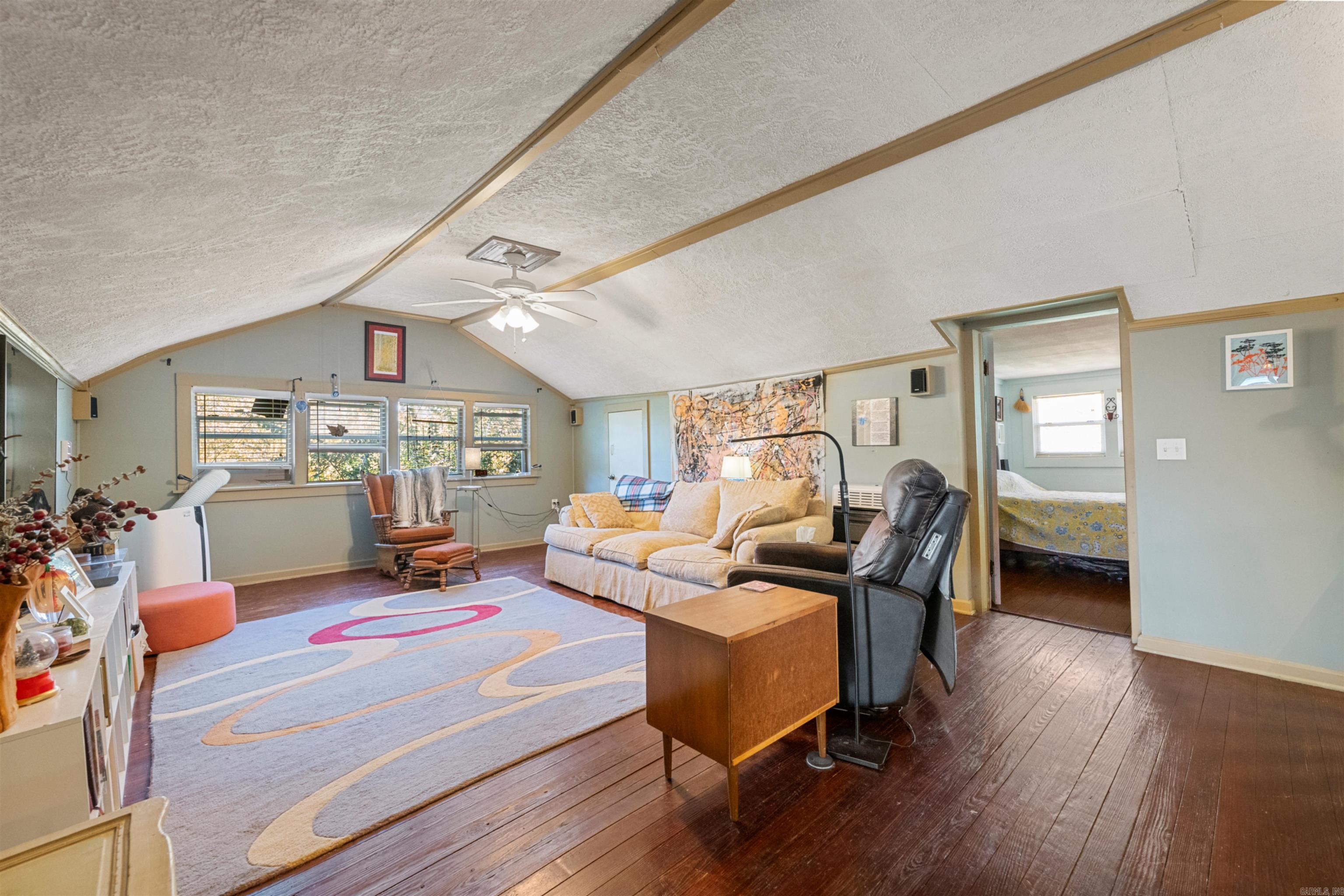 EL PASO (TOWN OF) - Residential