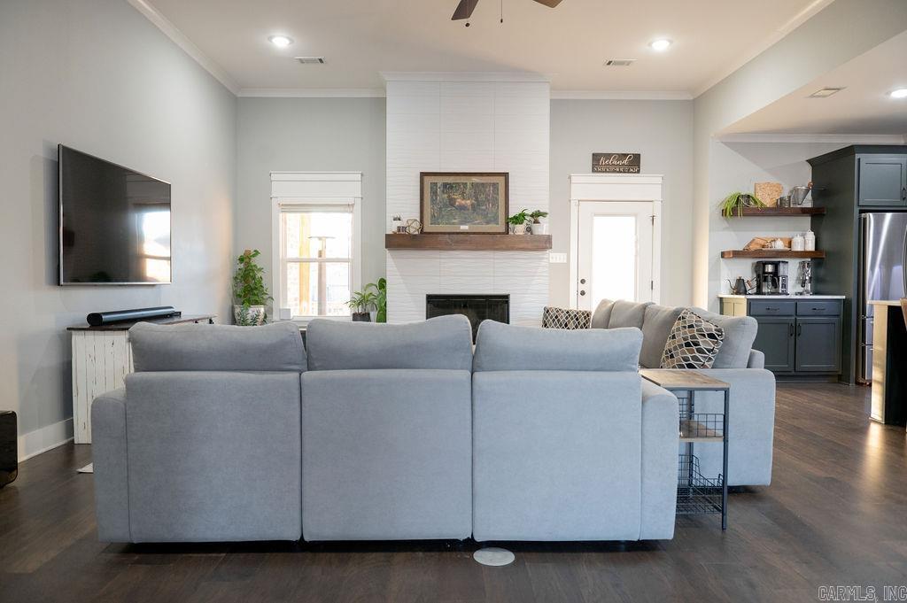 CREEKSIDE ADDN - Residential