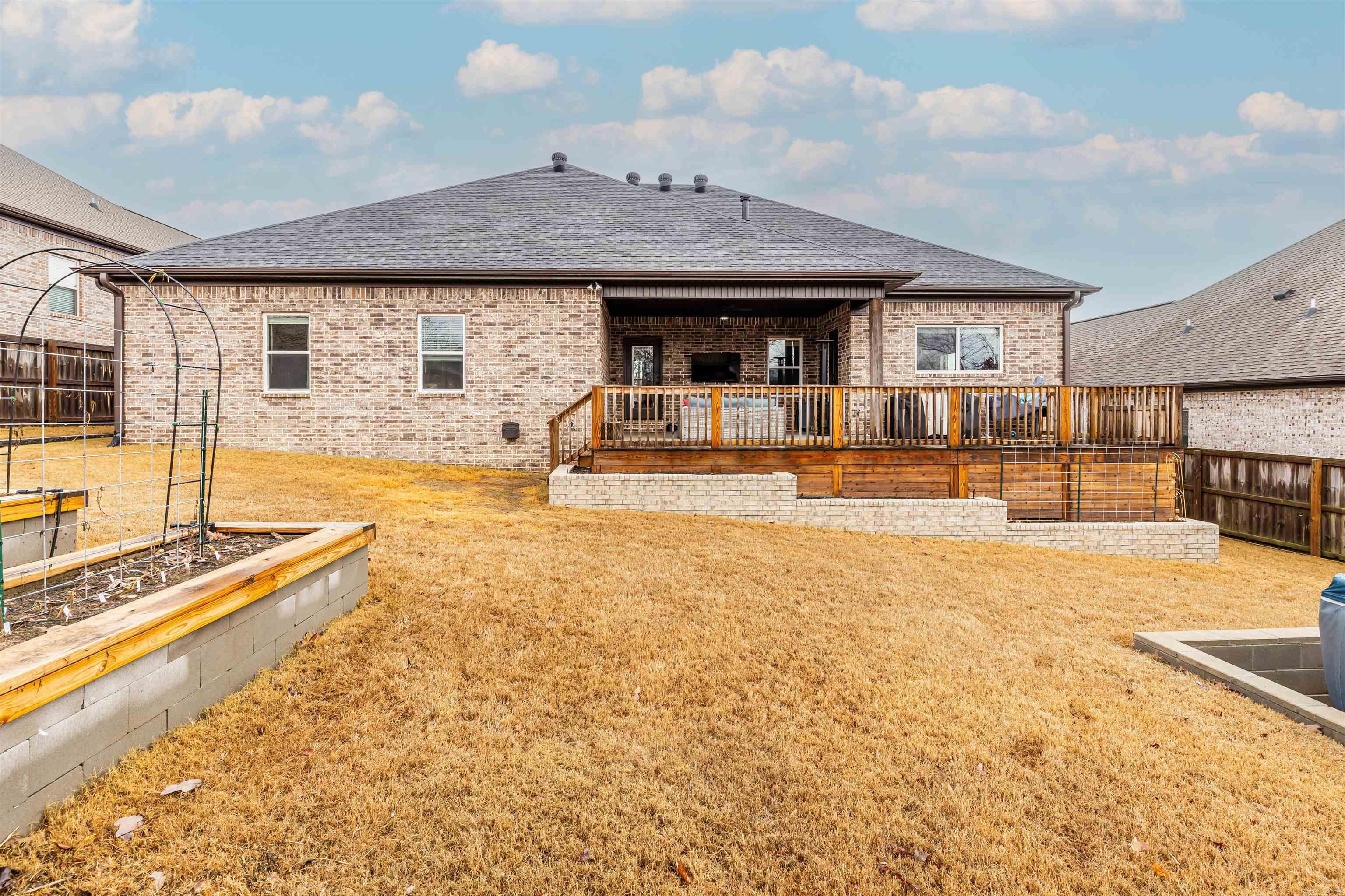 CREEKSIDE ADDN - Residential