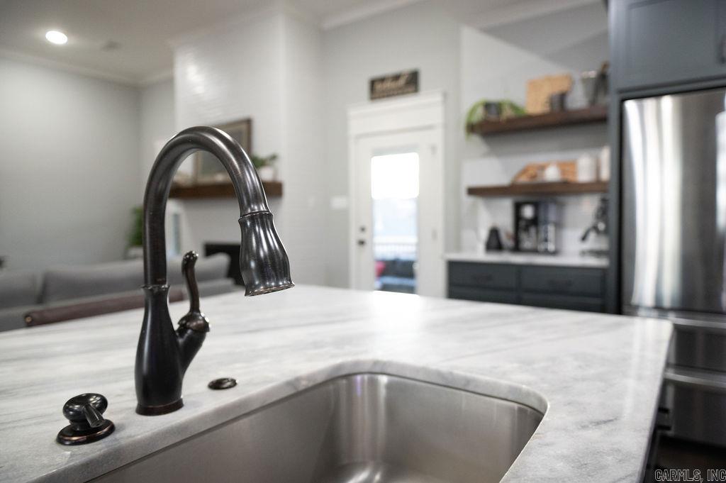 CREEKSIDE ADDN - Residential