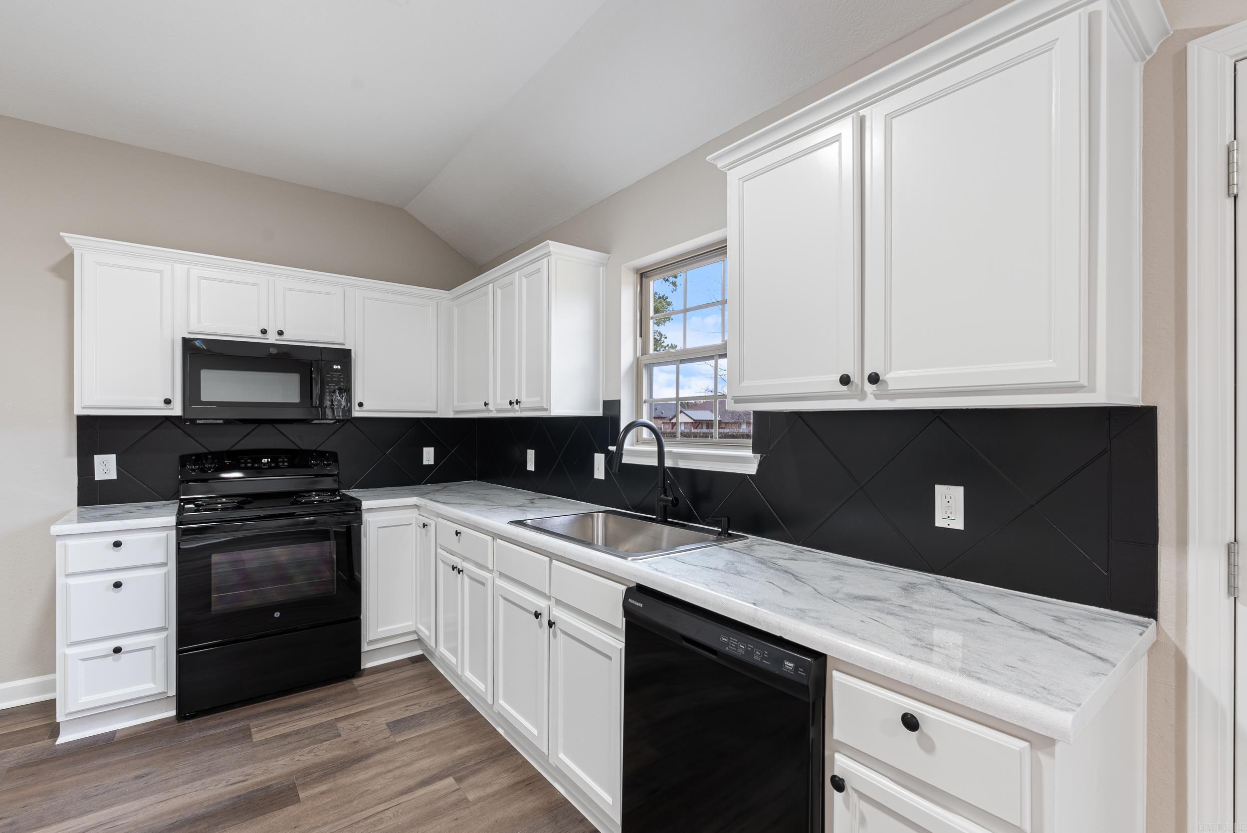 Eaglebrook Estates - Residential