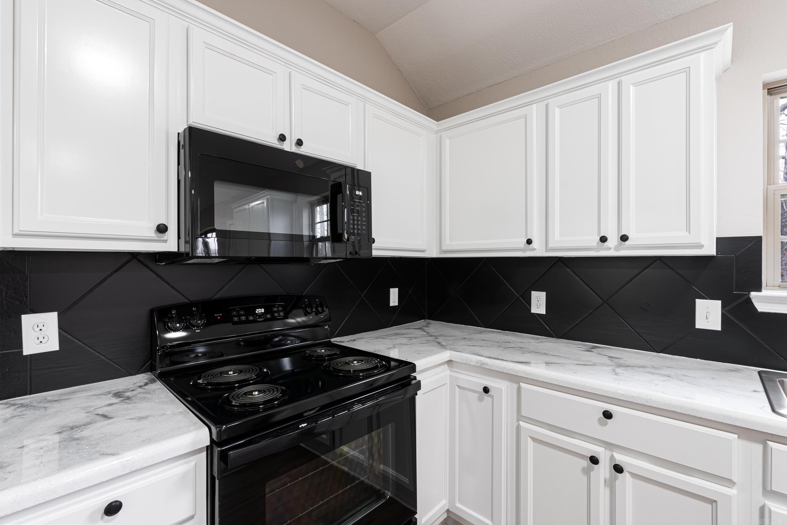 Eaglebrook Estates - Residential