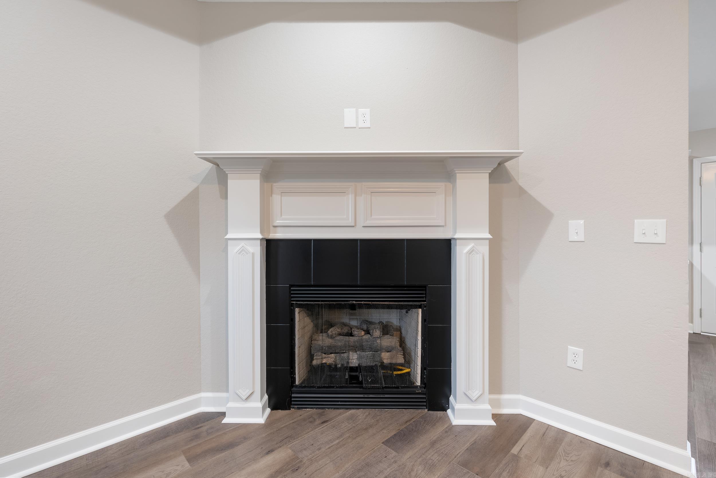 Eaglebrook Estates - Residential
