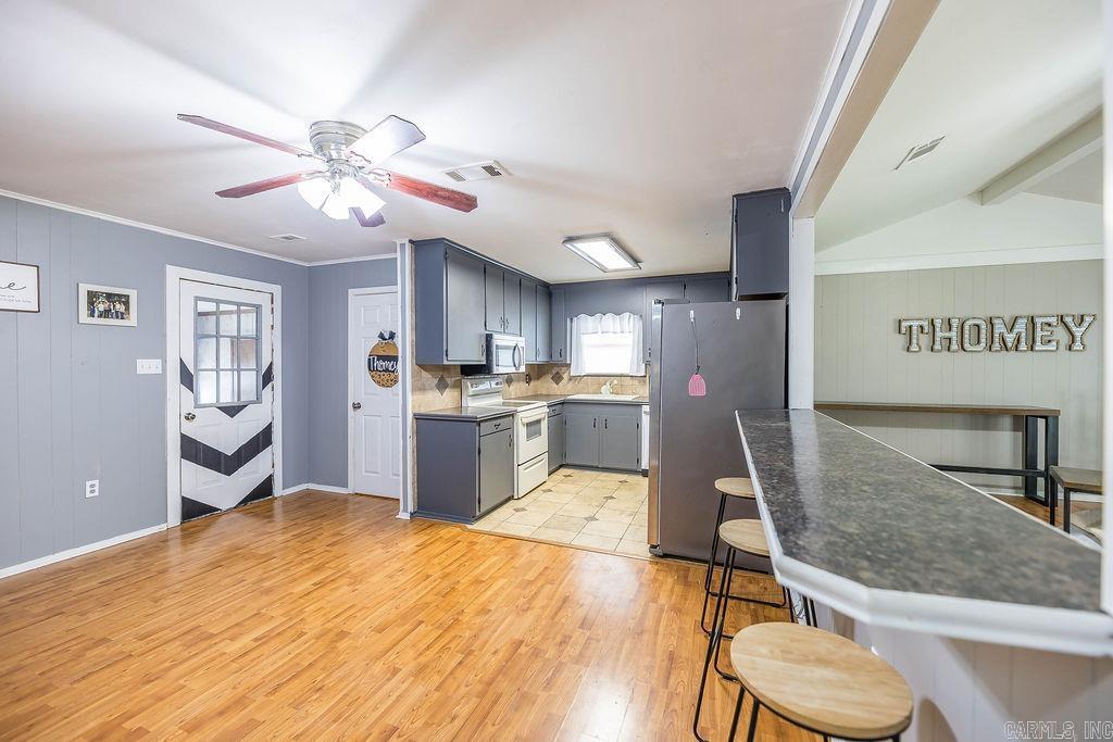 COUNTRY CLUB TERRACE # 2 - Residential