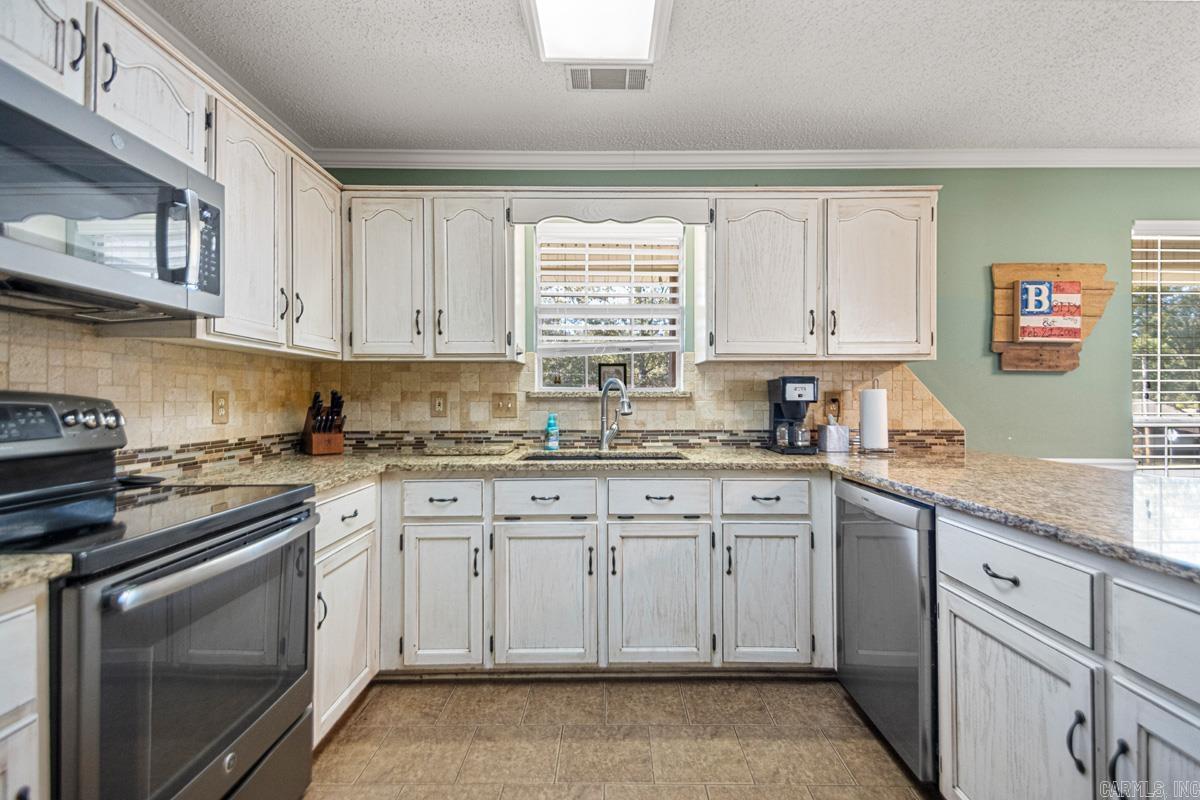 PEAR ORCHARD ESTATES - Residential