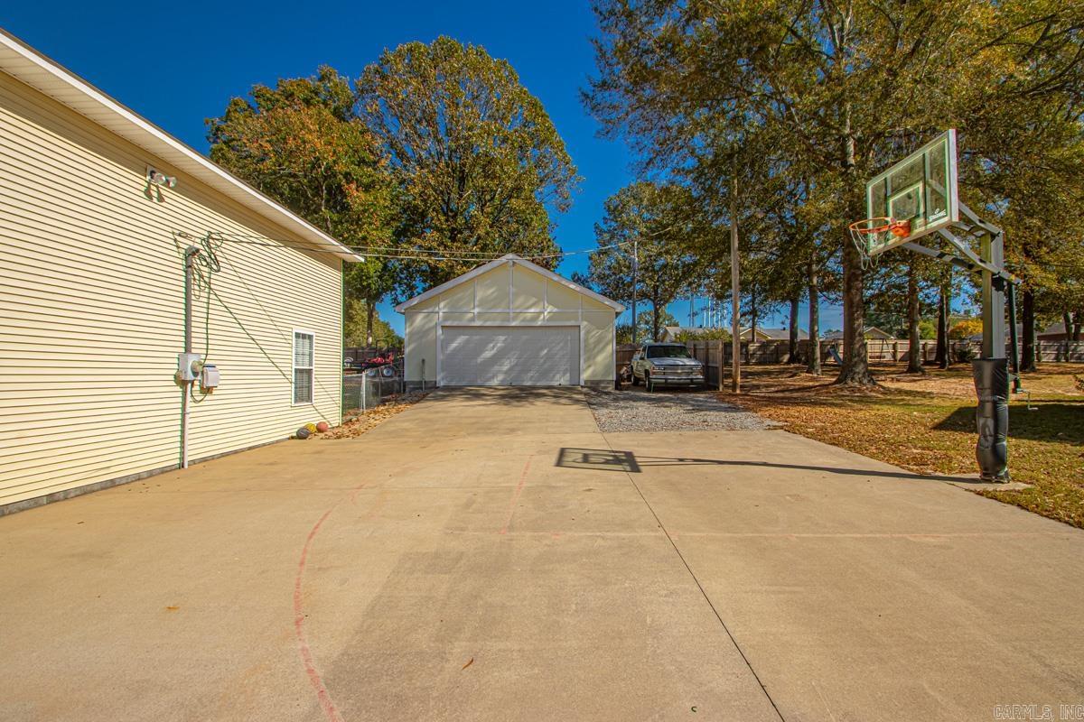 PEAR ORCHARD ESTATES - Residential