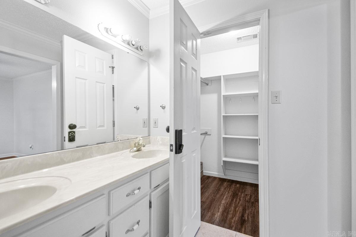 PEAR ORCHARD ESTATES - Residential