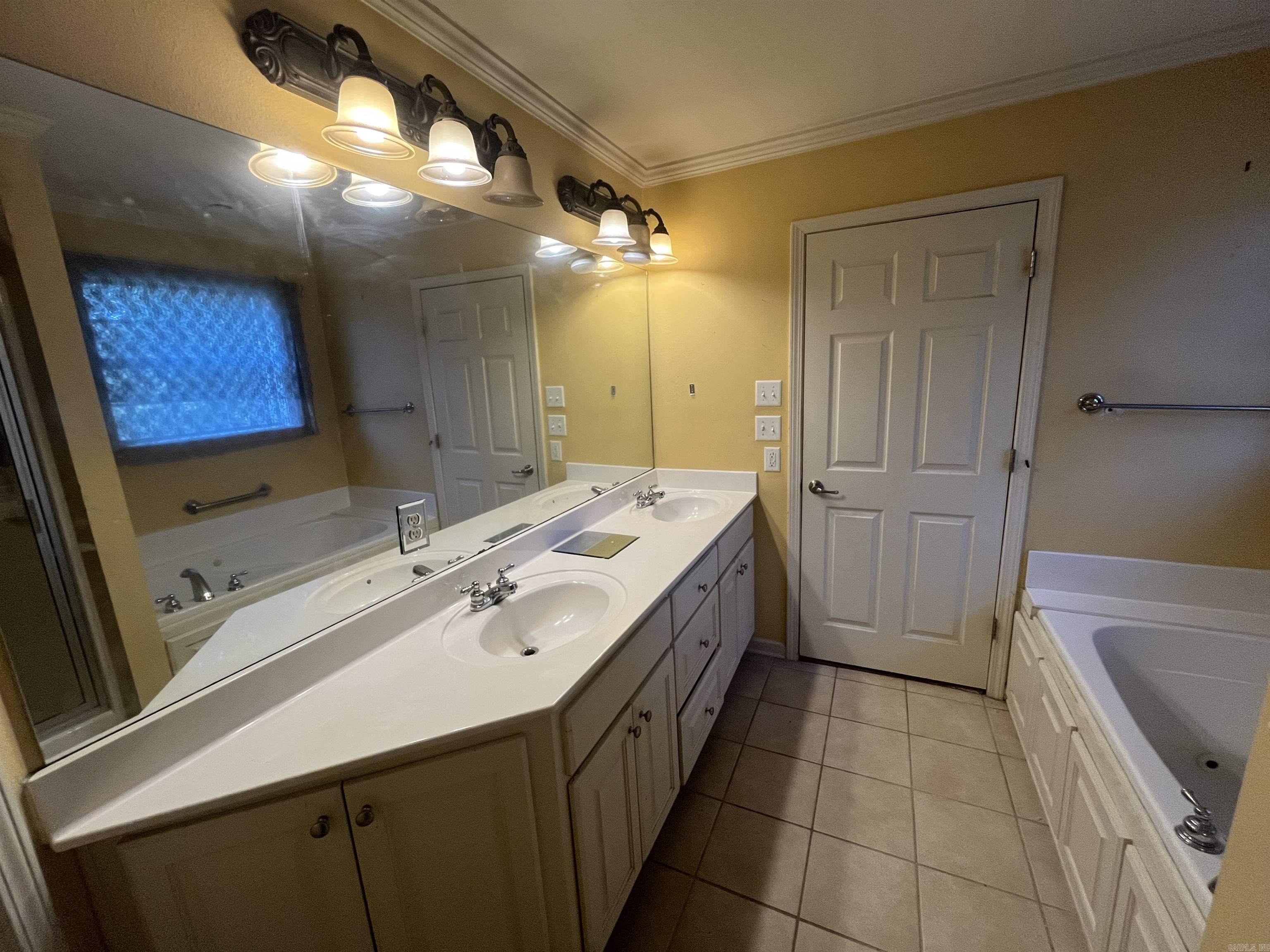 OTTER CREEK COMMUNITY - Residential