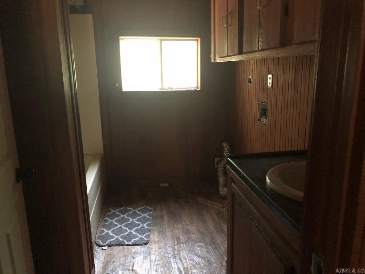 CURRYS - Residential