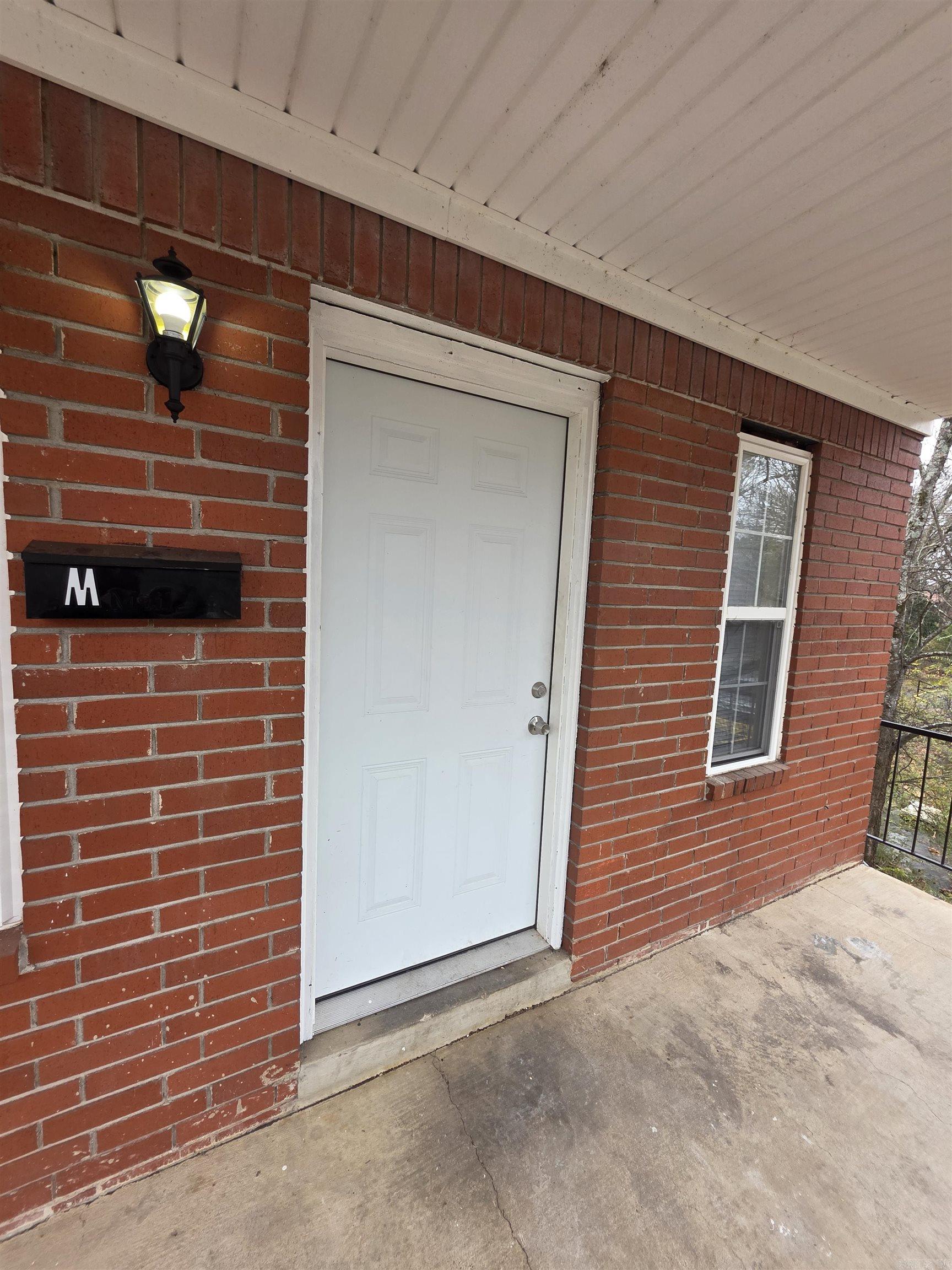 Hill Crest - Residential Lease