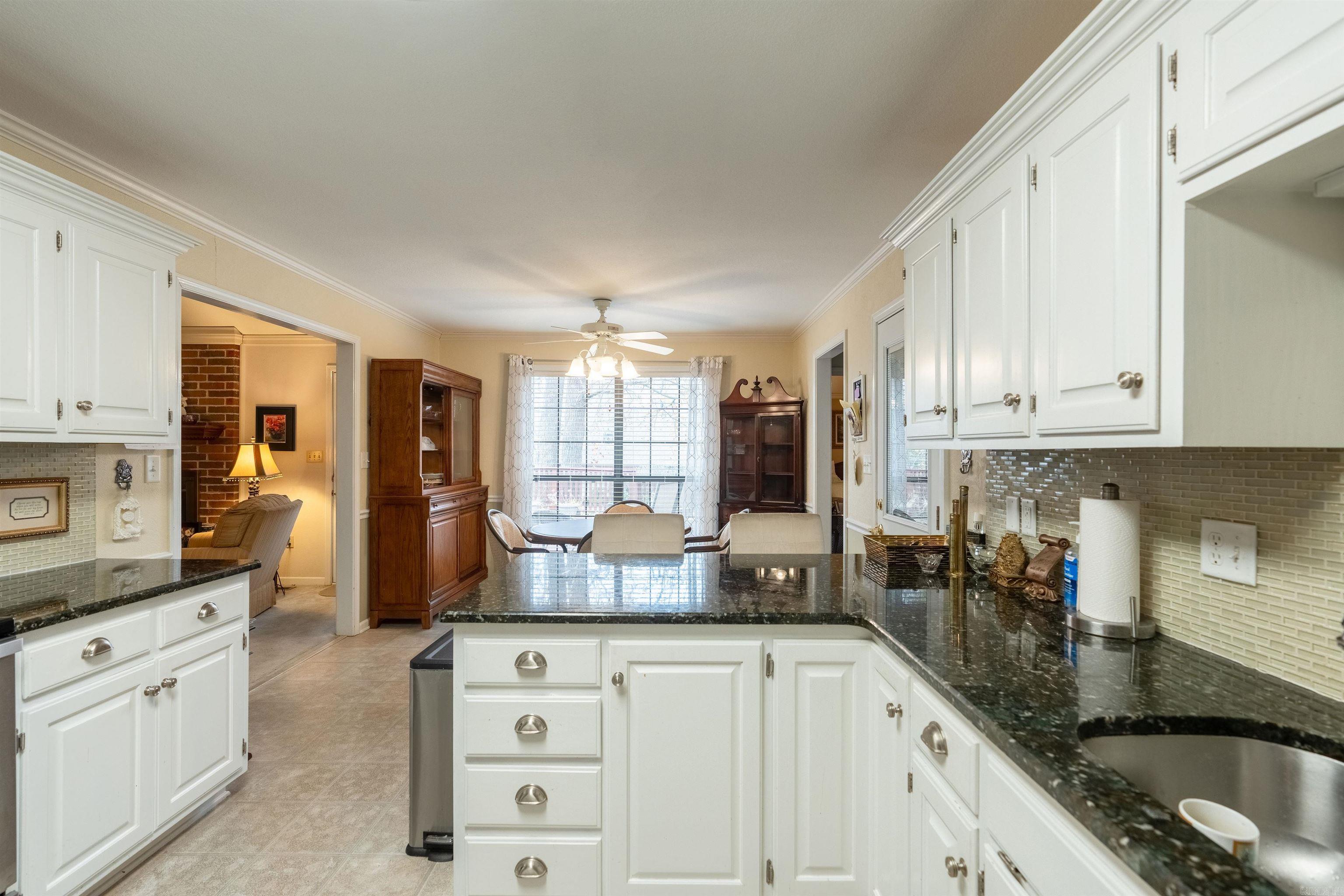 RIVER OAKS - Residential