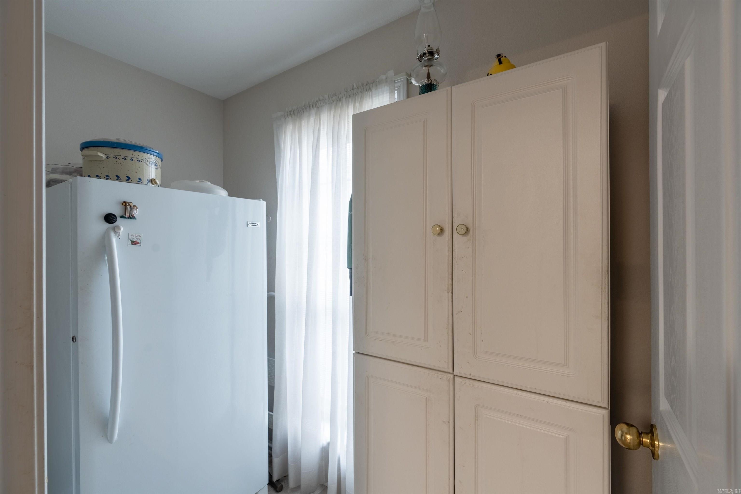 RIVER OAKS - Residential