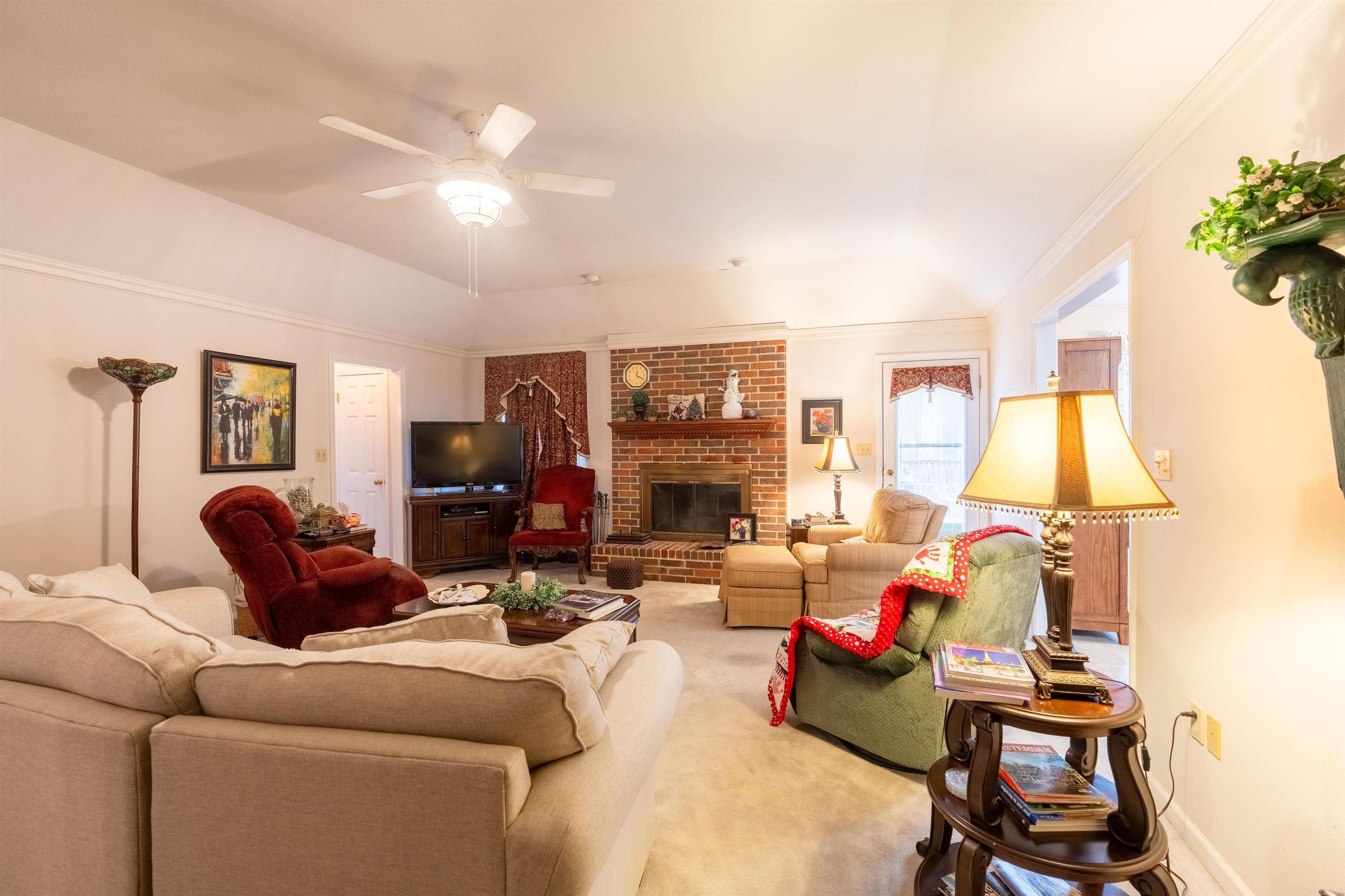 RIVER OAKS - Residential