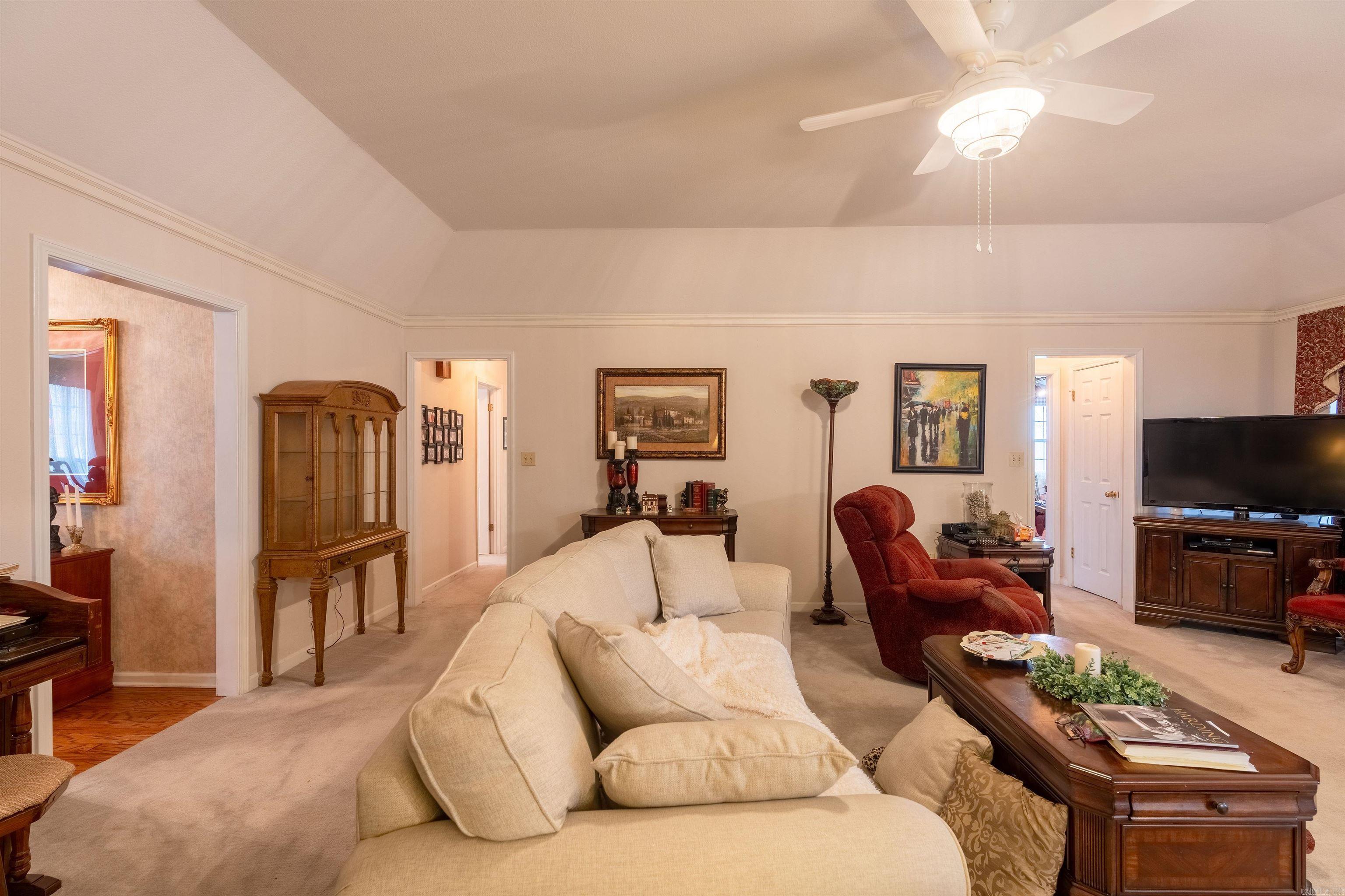 RIVER OAKS - Residential